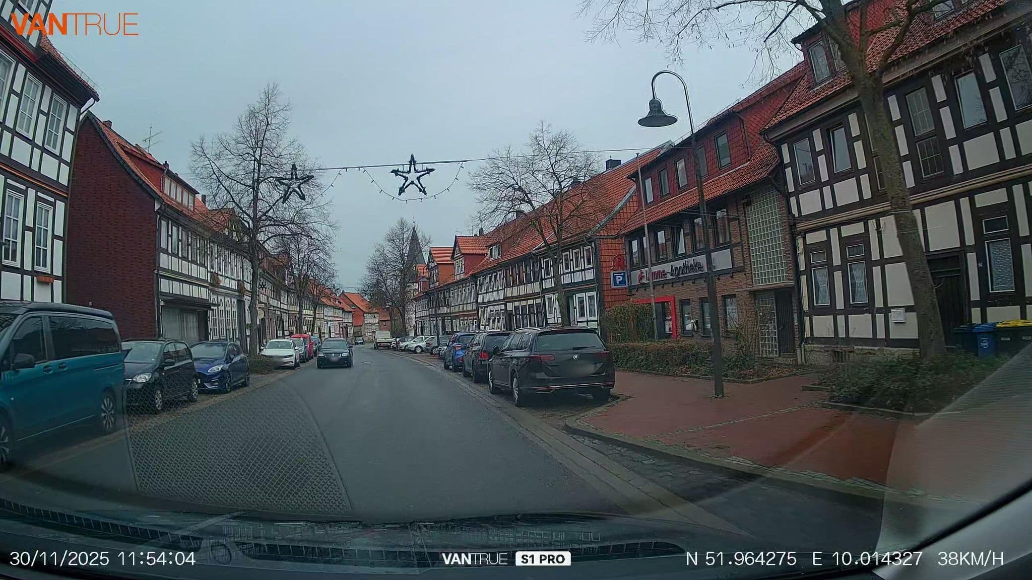 Street view near Weisses Ross, Lamspringe — © StefanS79 (CC BY-SA · Mapillary)