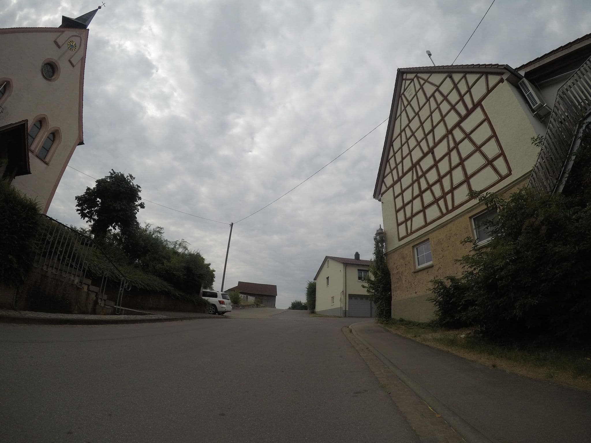 Street view near Neuhaus, Uttenweiler — © ray66 (CC BY-SA · Mapillary)