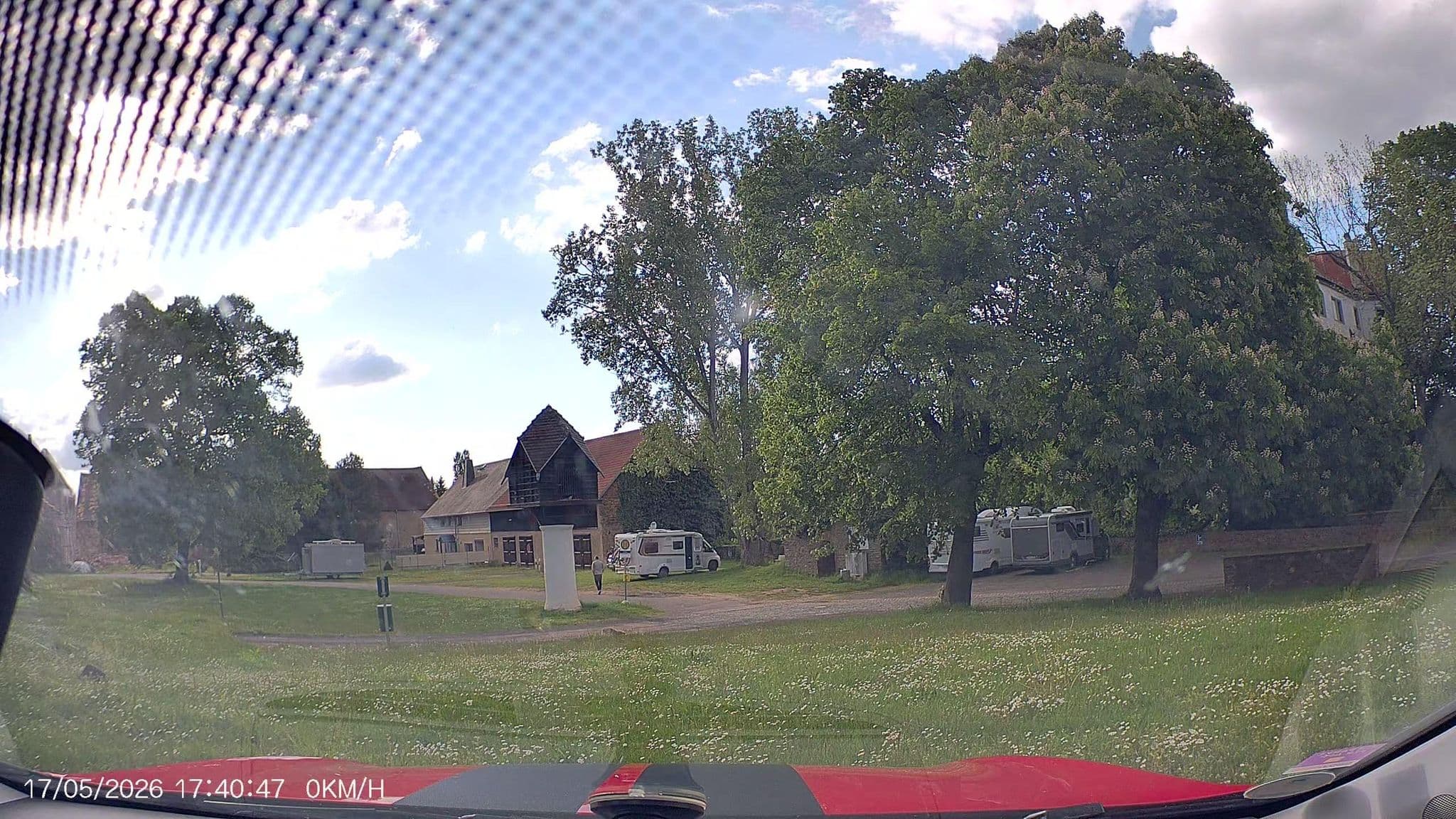 Street view near Wasserschloss Podelwitz, Zschadrass — © AR88 (CC BY-SA · Mapillary)