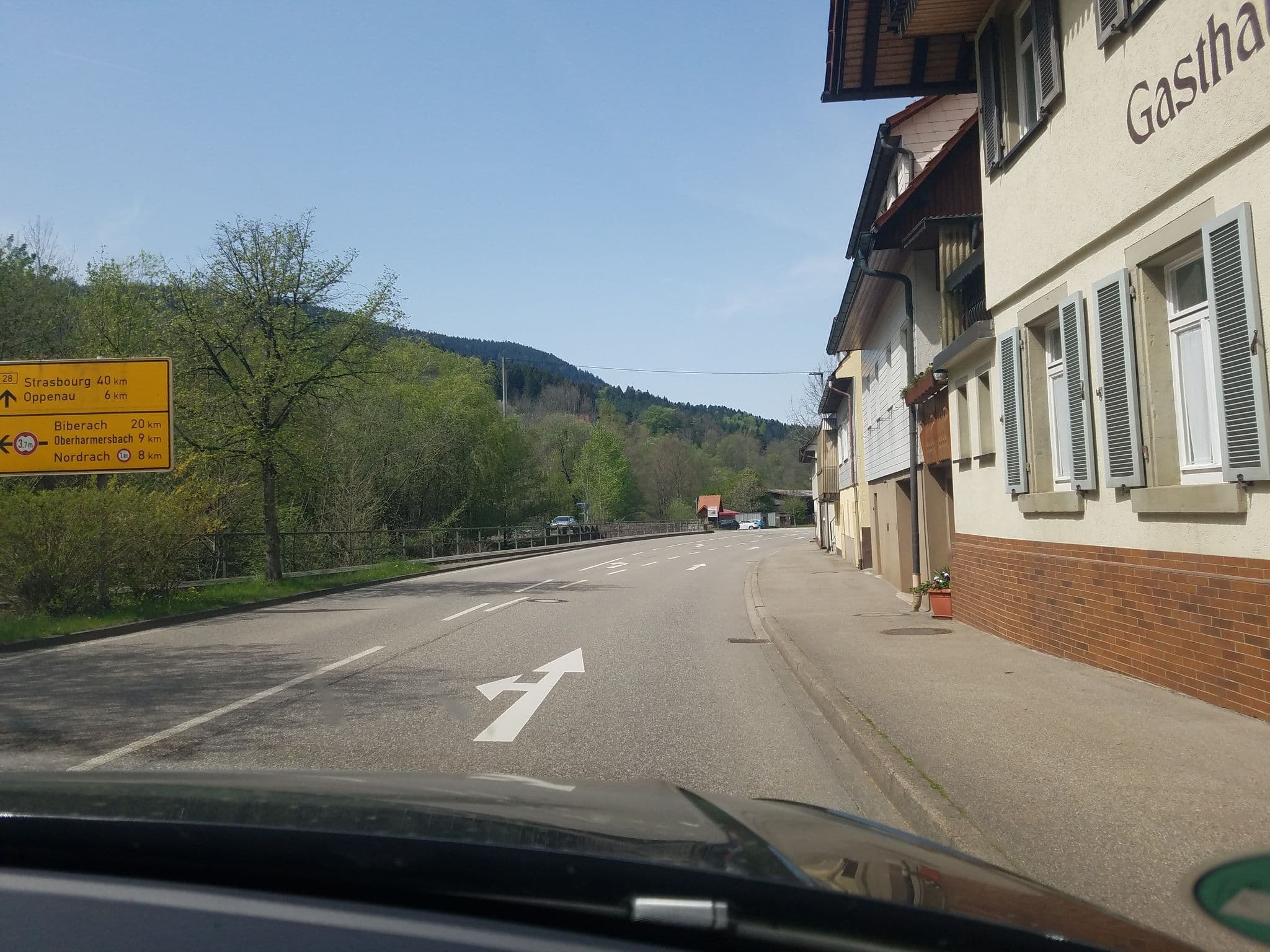Street view near Gasthaus Linde Löcherberg, Bad Peterstal-Griesbach — © karthoo (CC BY-SA · Mapillary)