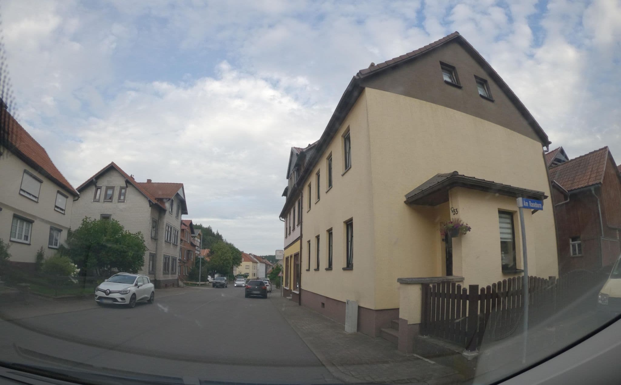 Street view near Ferienwohnung zur alten Bäckerei, Finsterbergen — © atze02 (CC BY-SA · Mapillary)