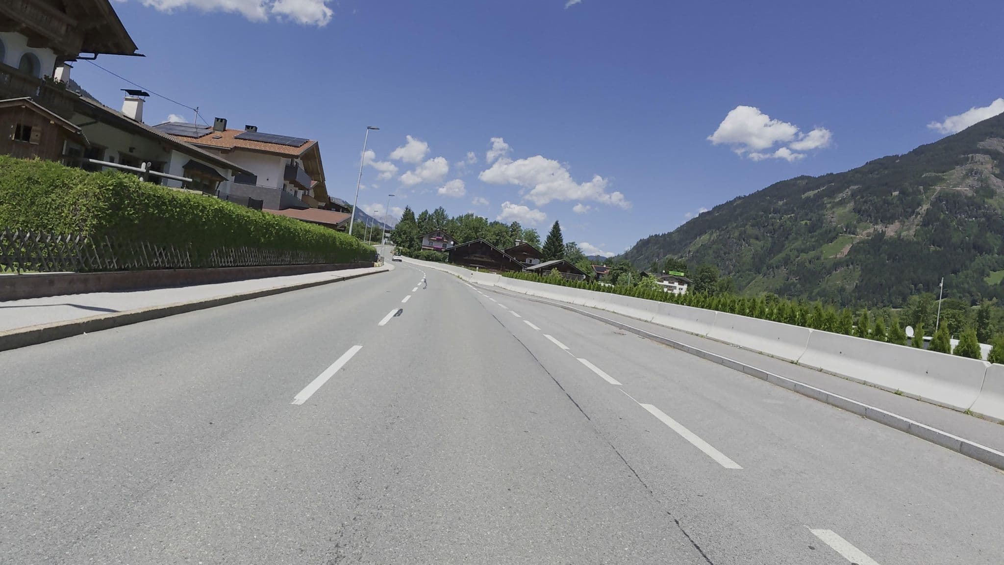 Street view near Camping Hochzillertal, Ried im Zillertal — © Guzzi_Franze (CC BY-SA · Mapillary)
