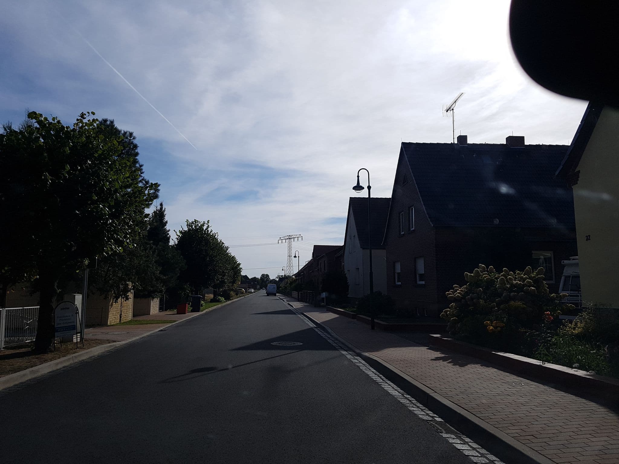 Street view near Zum Holzwurm, Mühlanger — © dsmm (CC BY-SA · Mapillary)