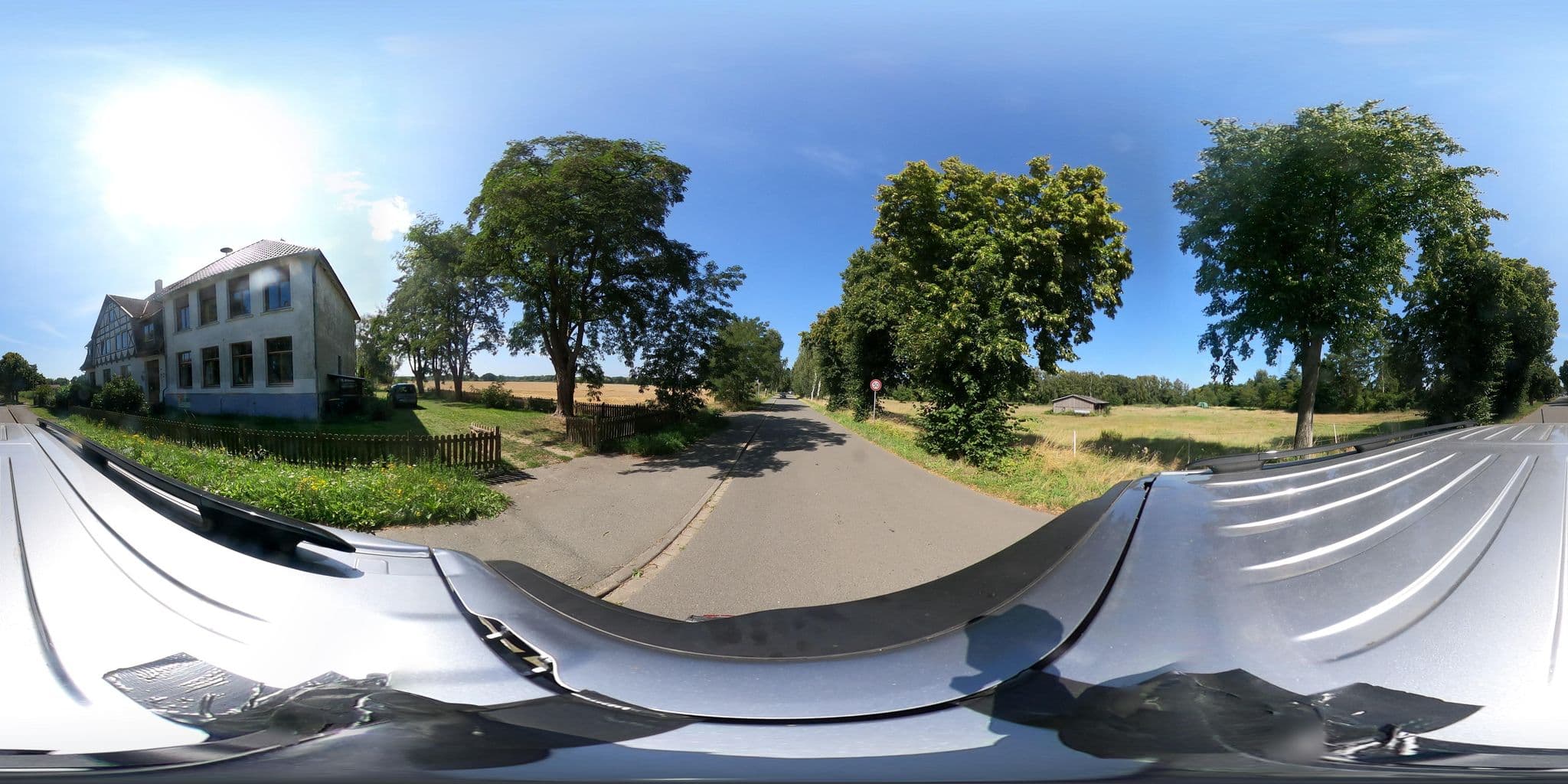 Street view near Alte Dorfschule Blütlingen, Wustrow — © Mobilitaetswerk (CC BY-SA · Mapillary)