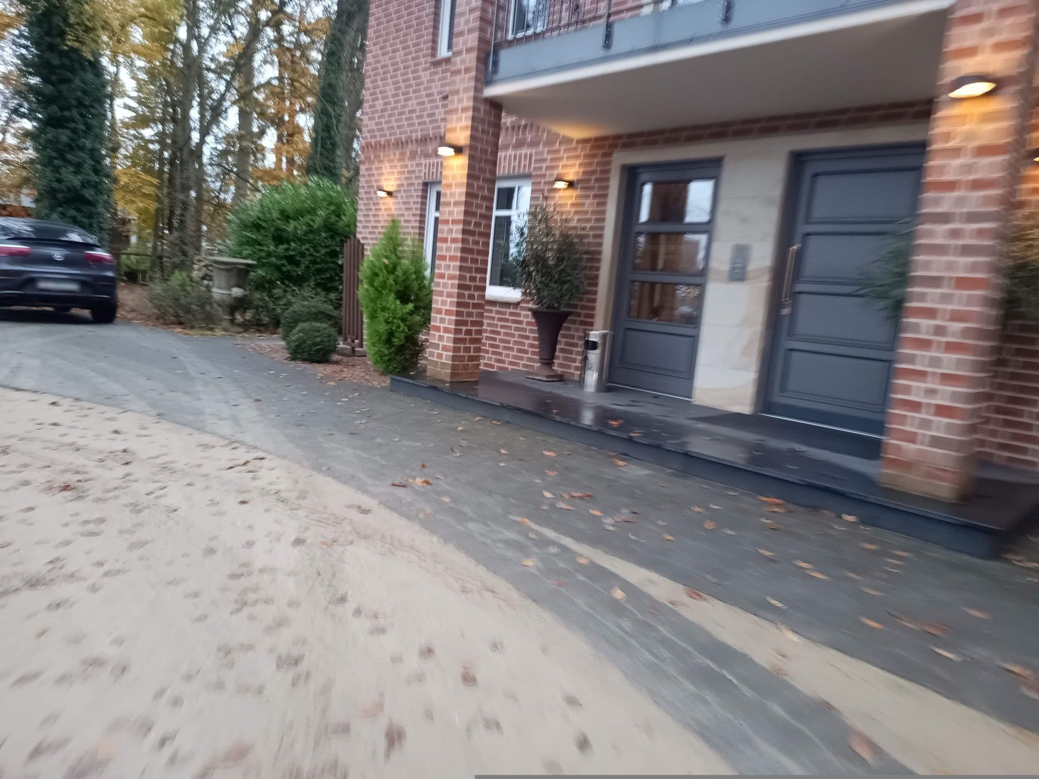 Street view near Boutique Hotel Kauers, Verl — © zuse (CC BY-SA · Mapillary)