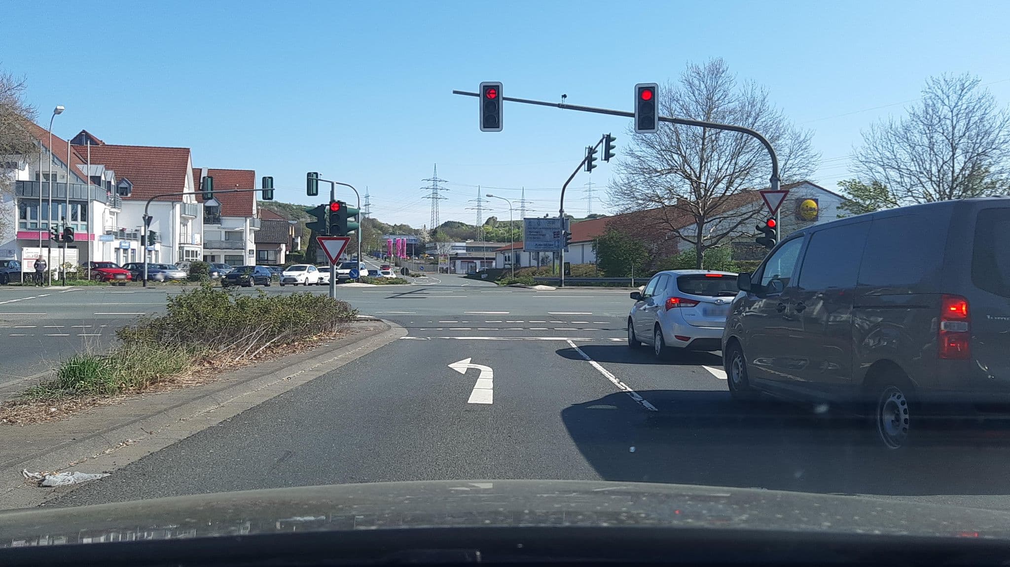 Street view near ADAPT Apartments Mittelhessen GmbH, Aßlar — © lllooommm (CC BY-SA · Mapillary)