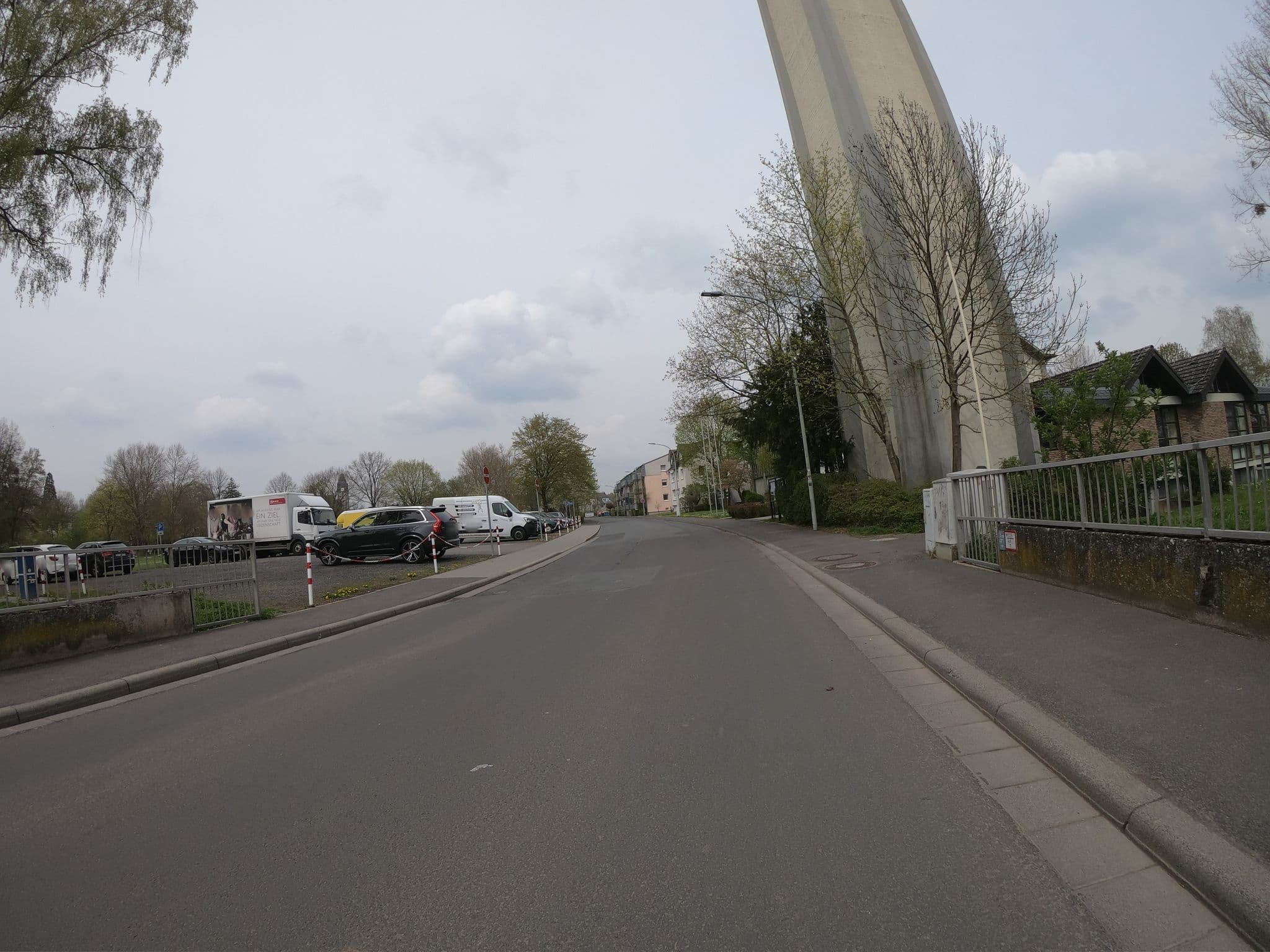 Street view near Wohnmobilstellplatz Lich, Lich — © grinninghamster (CC BY-SA · Mapillary)