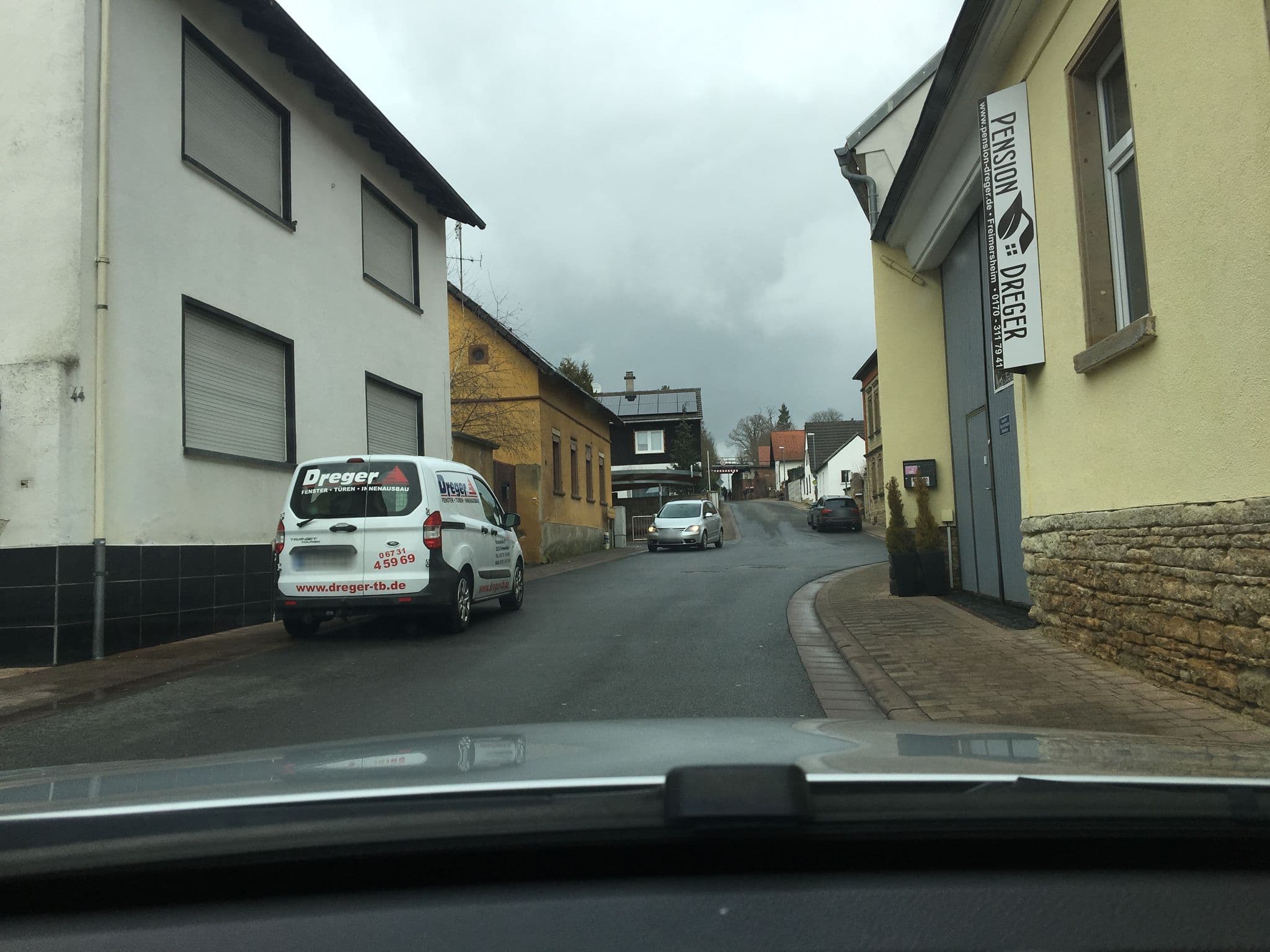 Street view near Dreger, Alzey — © mrdonut261 (CC BY-SA · Mapillary)