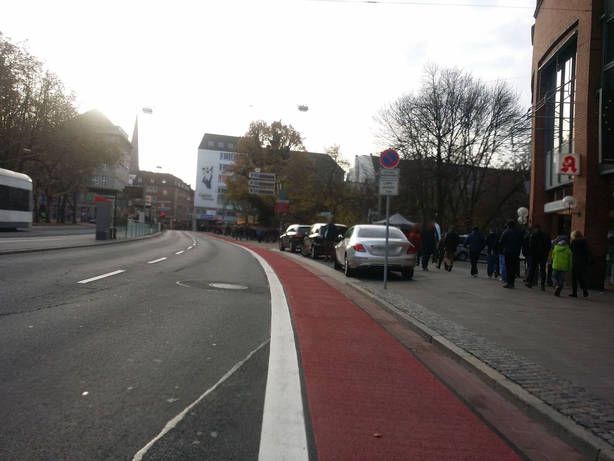 Street view near Dorint City-Hotel Bremen, Bremen — © abausd (CC BY-SA · Mapillary)