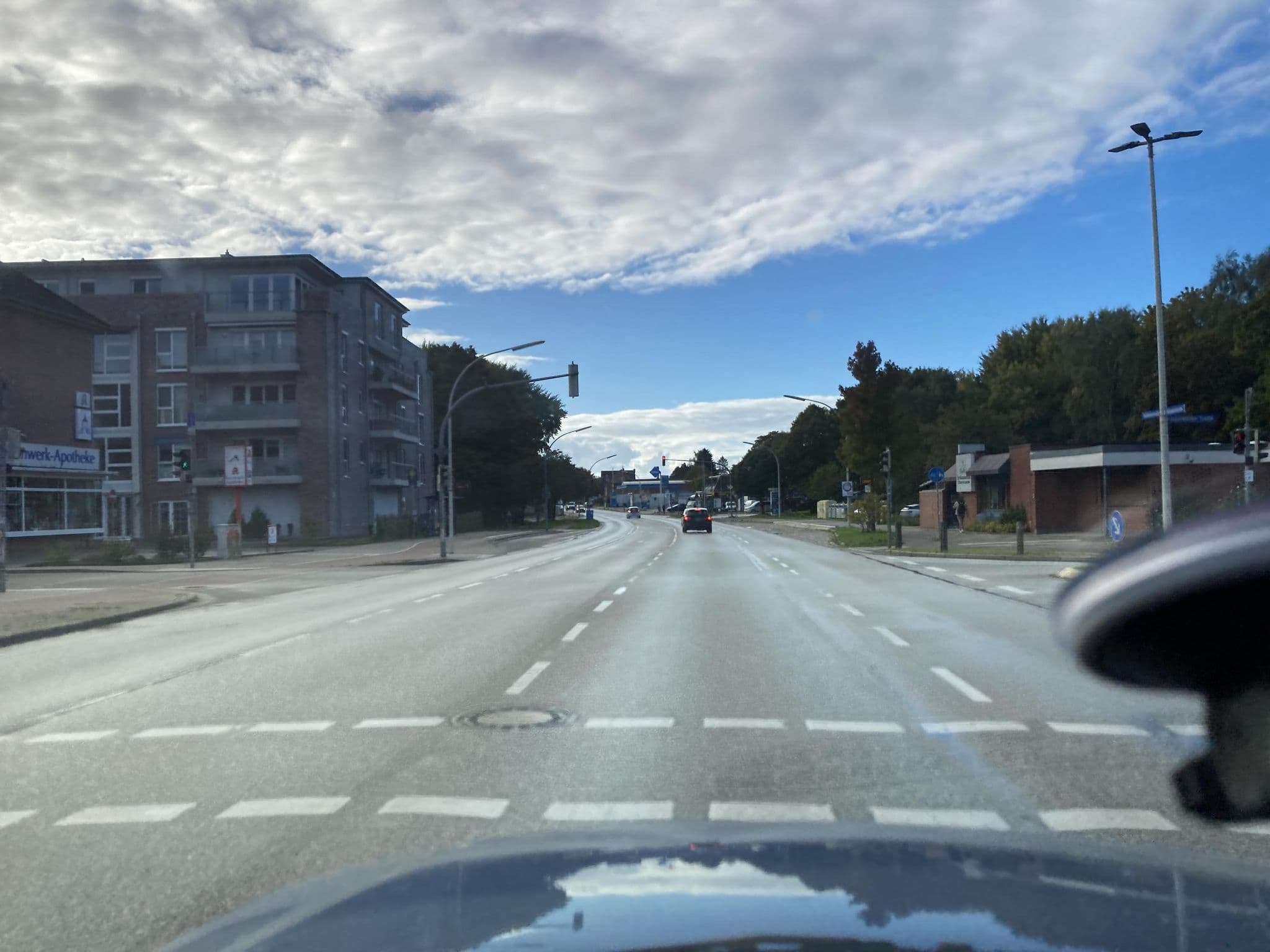 Street view near Grüner Kranz, Rendsburg — © robffm (CC BY-SA · Mapillary)