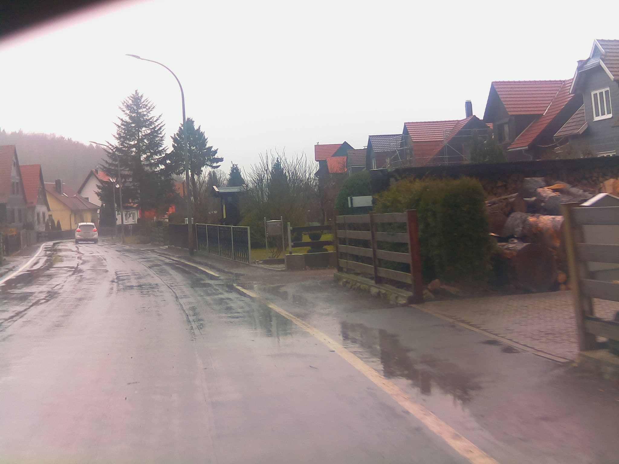 Street view near Ferienwohnung Marion Köllmer, Gräfenroda — © ramap (CC BY-SA · Mapillary)