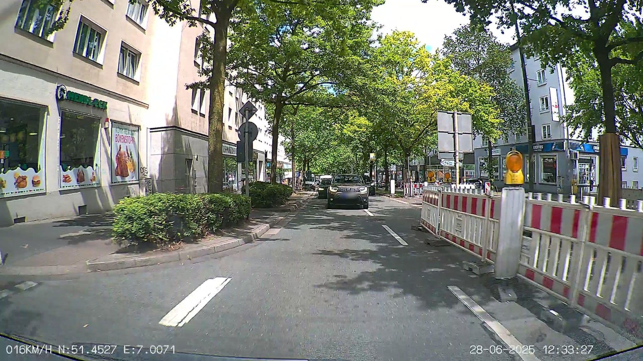 Street view near Stay Hotel, Essen — © heetENkoel (CC BY-SA · Mapillary)