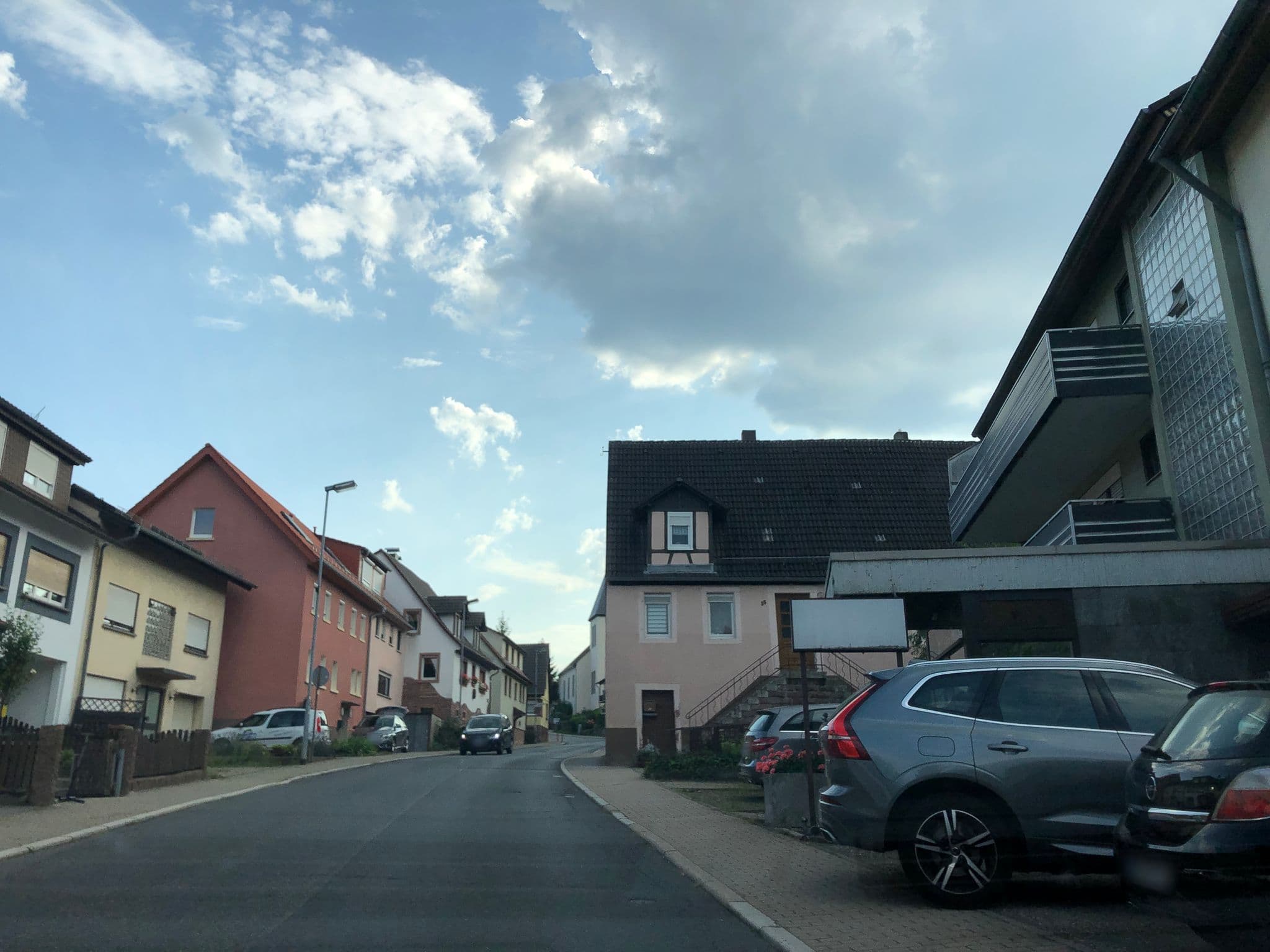 Street view near G3 Boarding House, Gaiberg — © knistertoni (CC BY-SA · Mapillary)