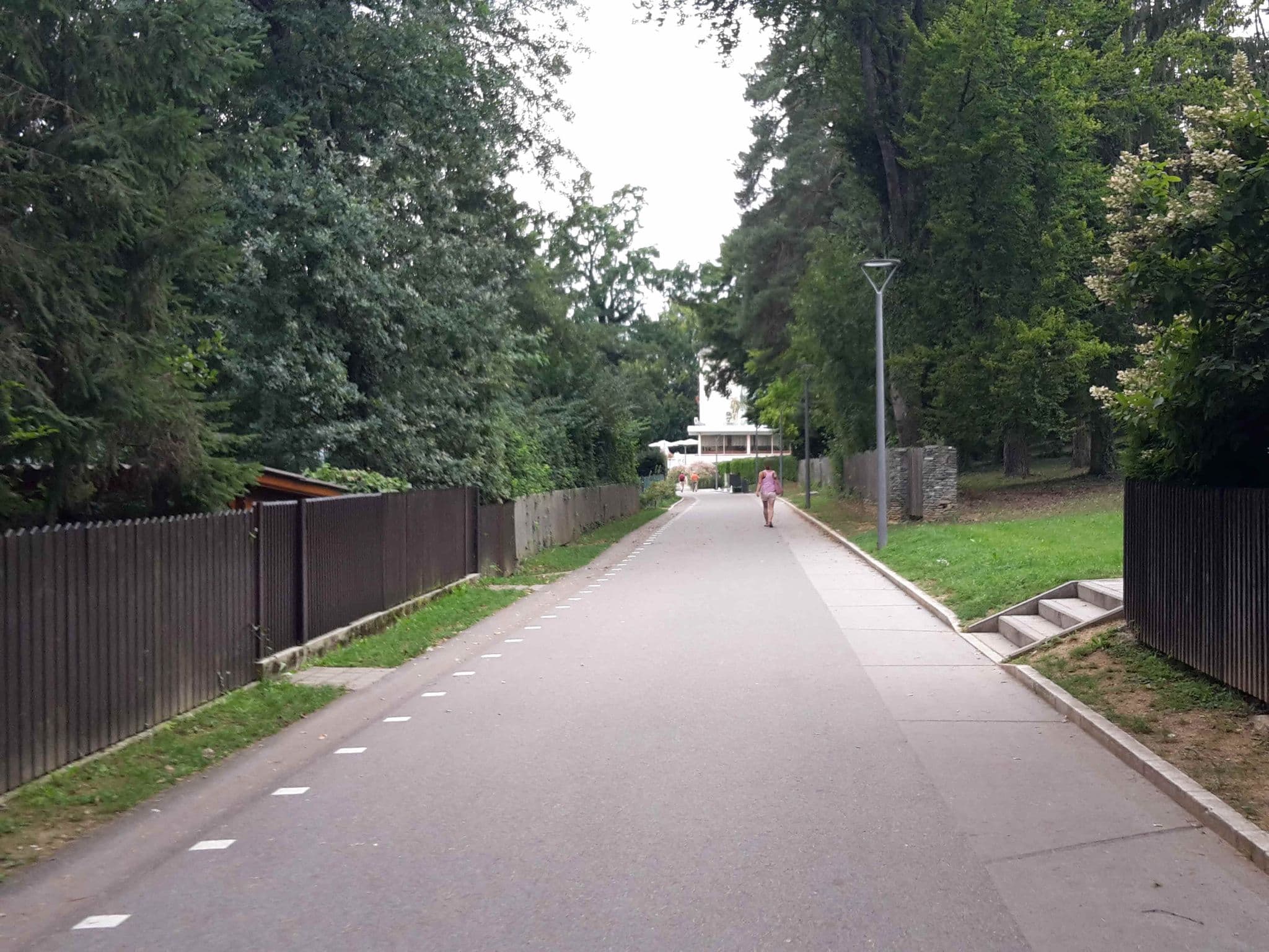 Street view near Seechalet Marolt, Kühnsdorf — © kammann (CC BY-SA · Mapillary)