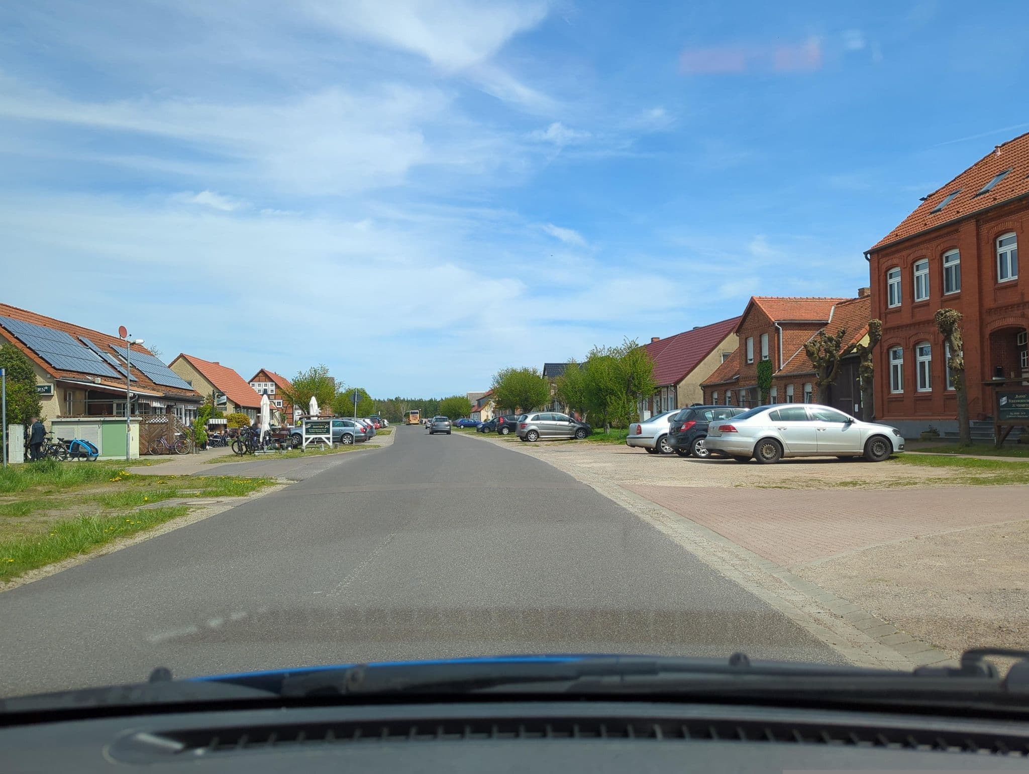 Street view near Bannis, Luftkurort Arendsee — © hotteliene (CC BY-SA · Mapillary)