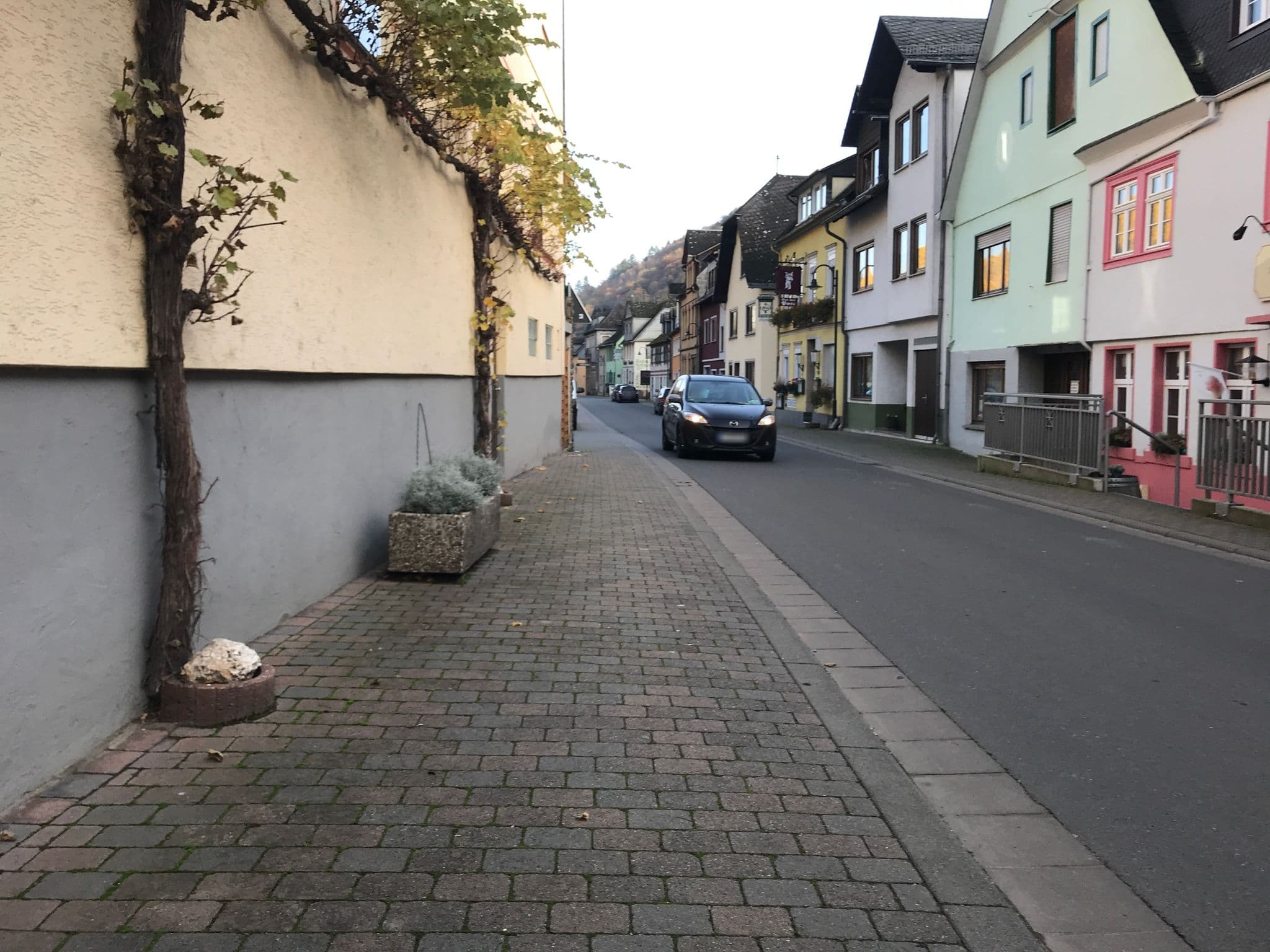 Street view near Hotel Blüchertal, Bacharach — © miguel_andrade (CC BY-SA · Mapillary)