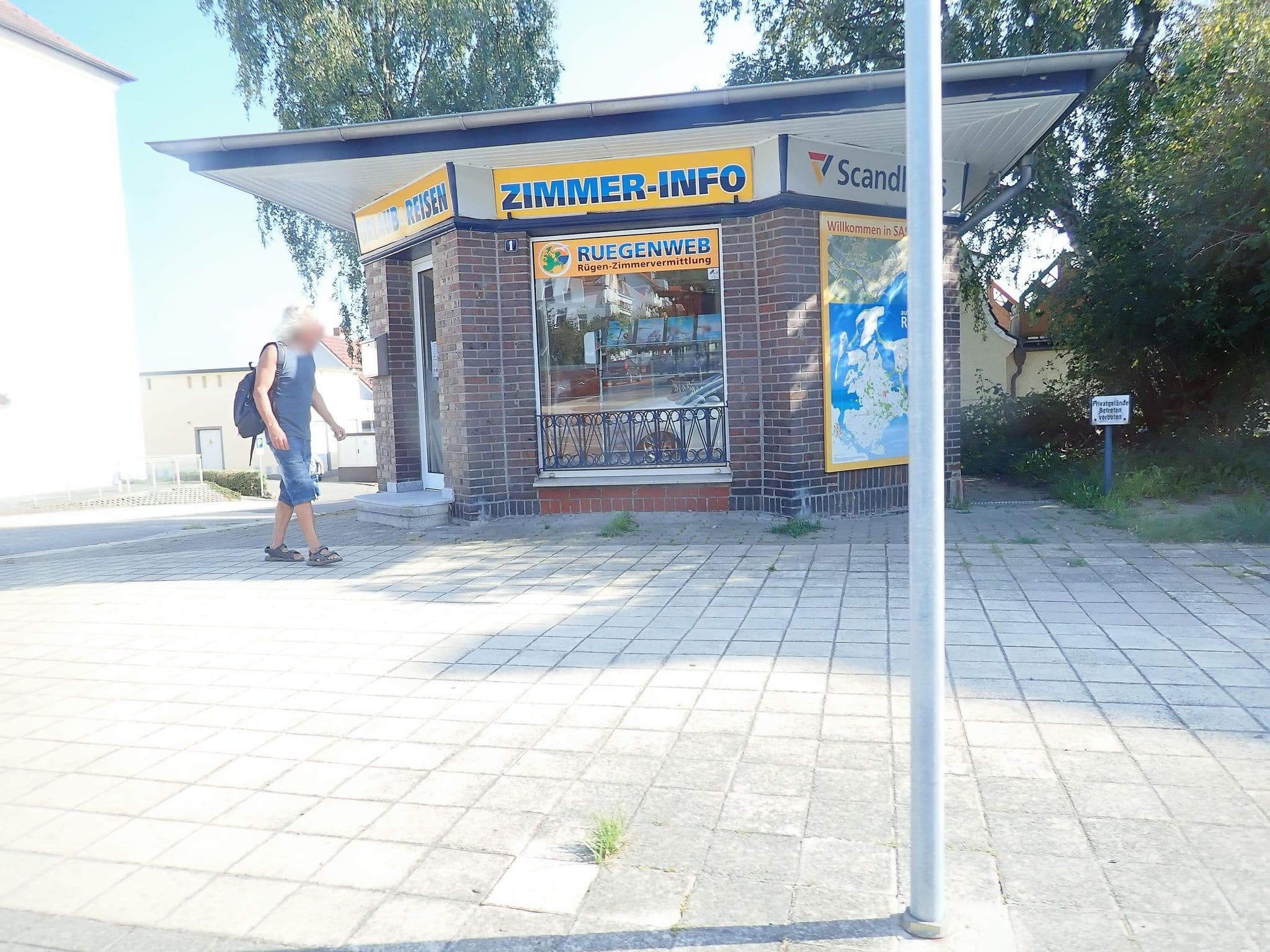 Street view near Auszeit, Sassnitz — © jordanthao (CC BY-SA · Mapillary)