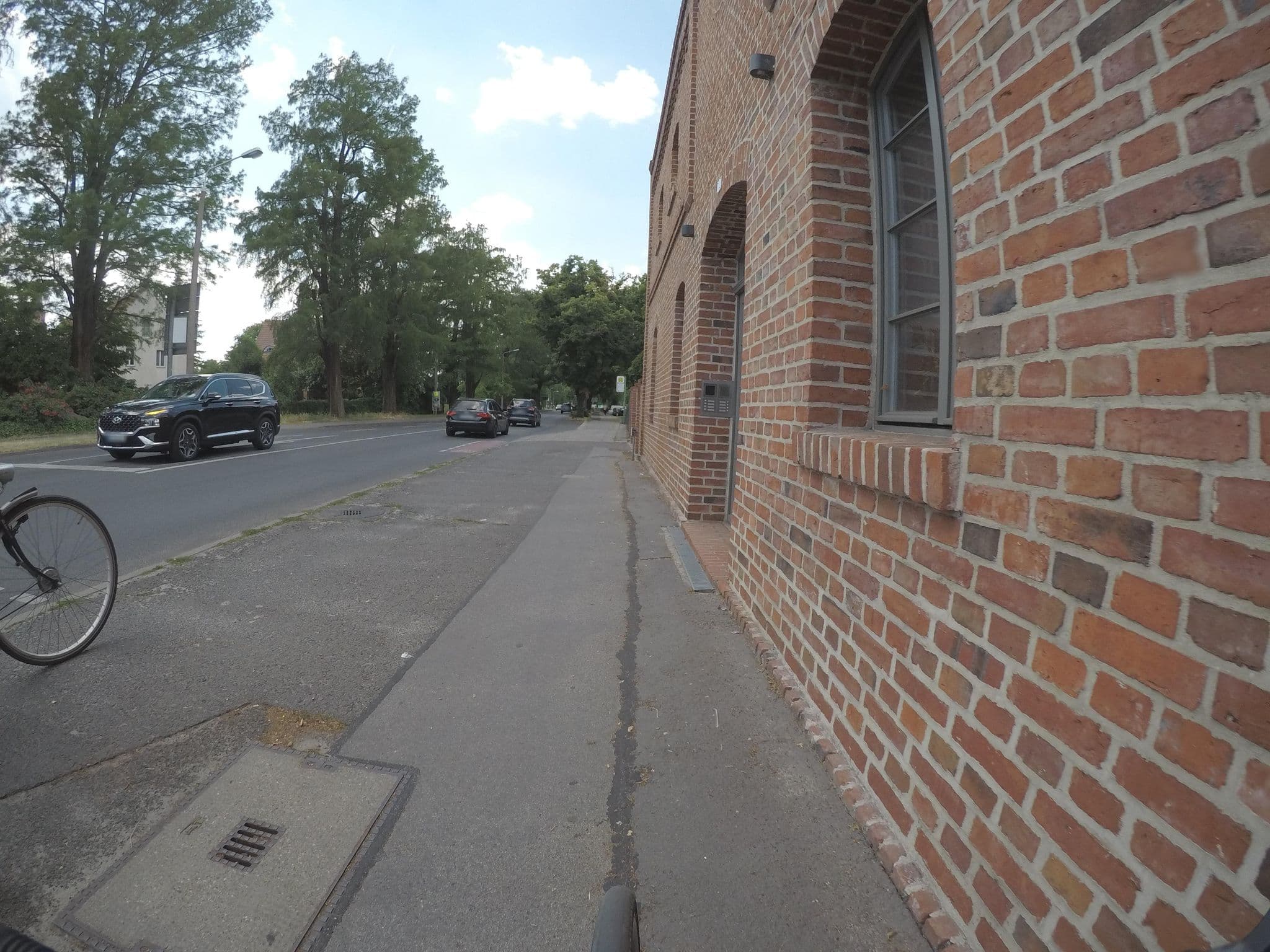 Street view near FerienRemise, Brandenburg an der Havel — © kartonage (CC BY-SA · Mapillary)