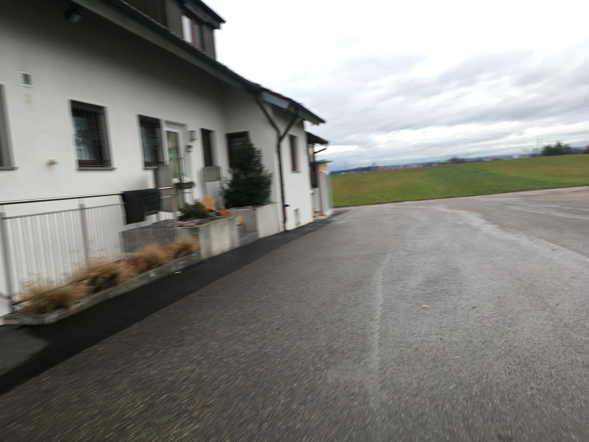 Street view near Gästehaus Kurz, Flein — © changchun1 (CC BY-SA · Mapillary)