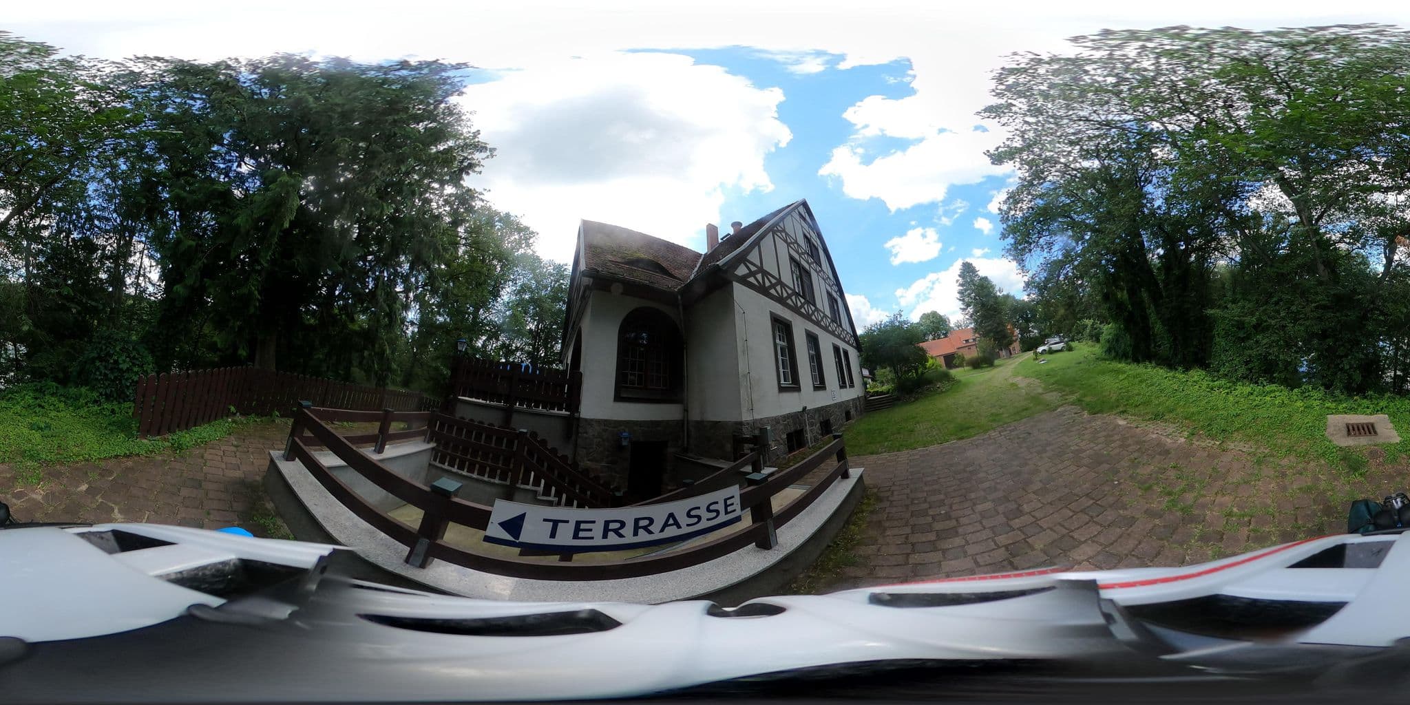 Street view near Forsthaus Siehdichum, Mixdorf — © Oderradler (CC BY-SA · Mapillary)