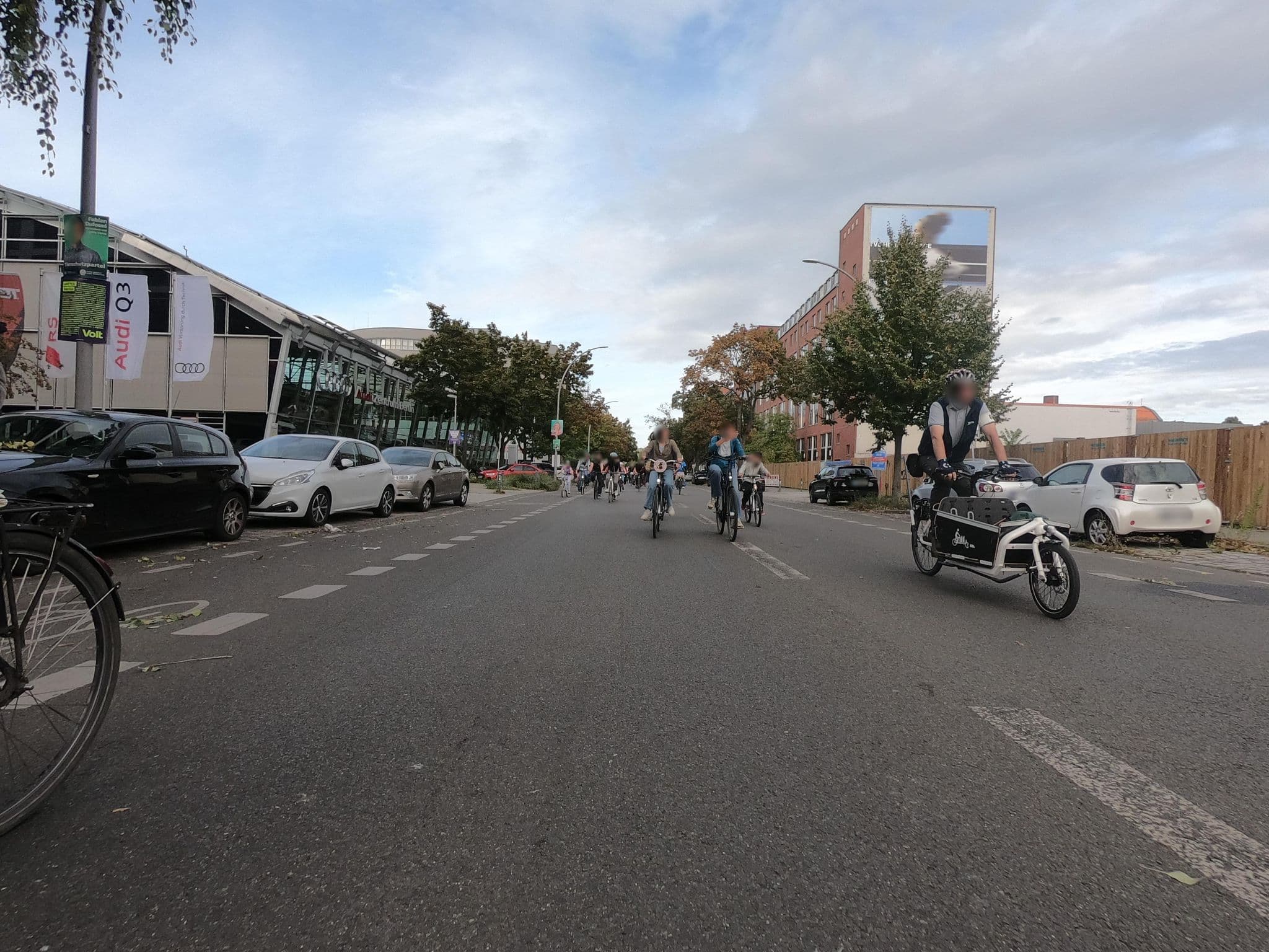 Street view near Candlewood Suites by IHG, Hansaviertel — © carlheinz (CC BY-SA · Mapillary)