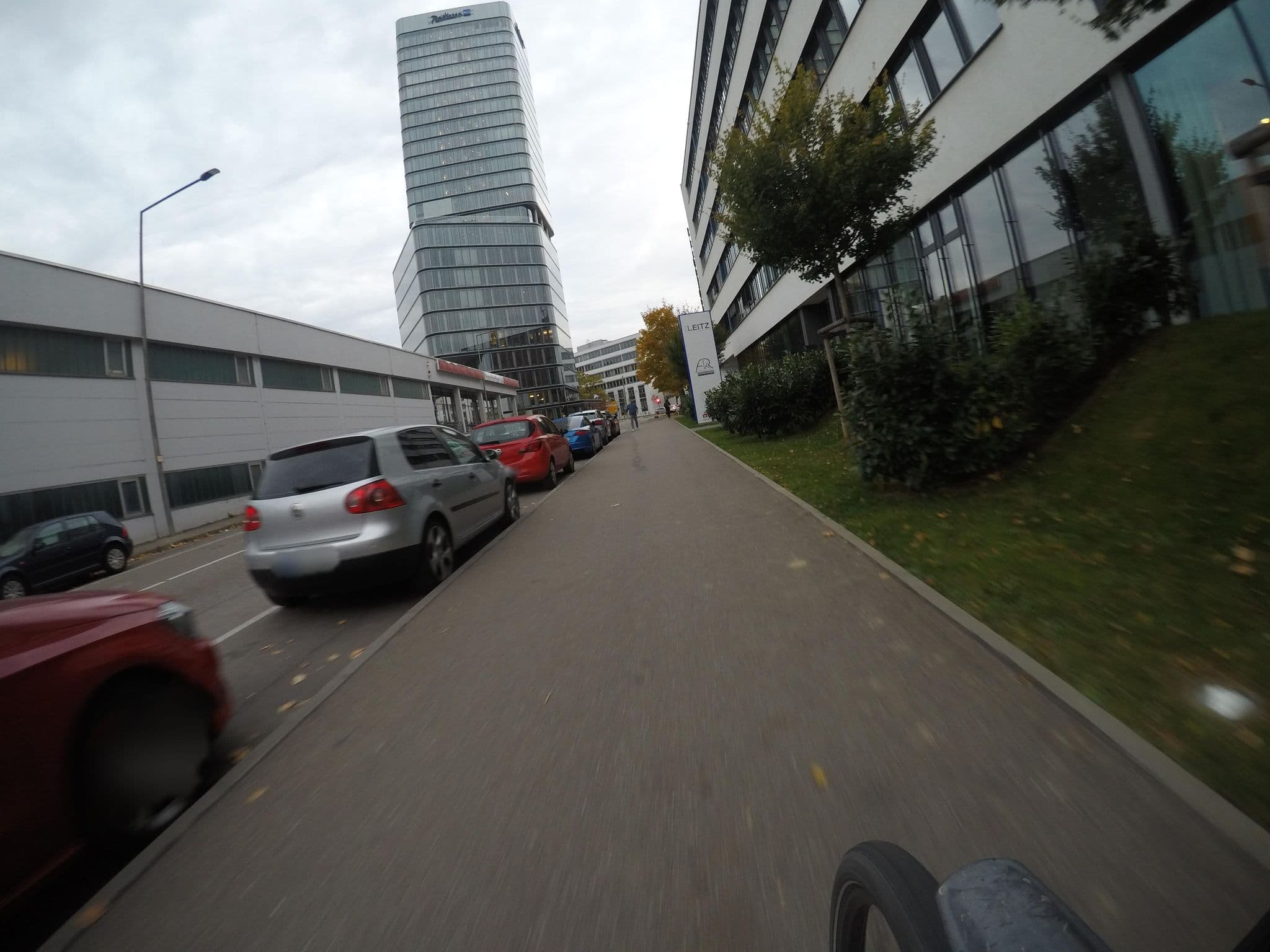 Street view near the niu Form, Stuttgart Feuerbach — © mfa (CC BY-SA · Mapillary)