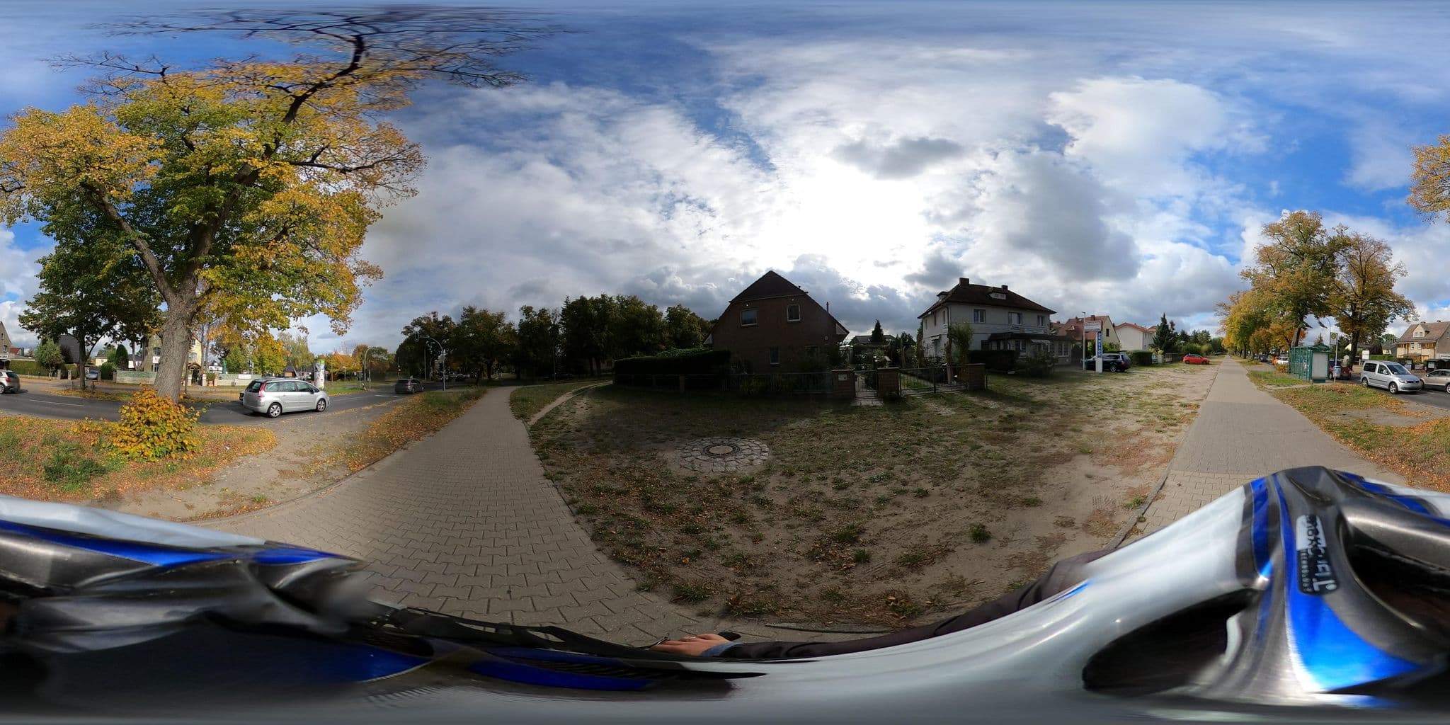 Street view near Pension Falkenhöh, Falkenhagener Feld — © eserte (CC BY-SA · Mapillary)