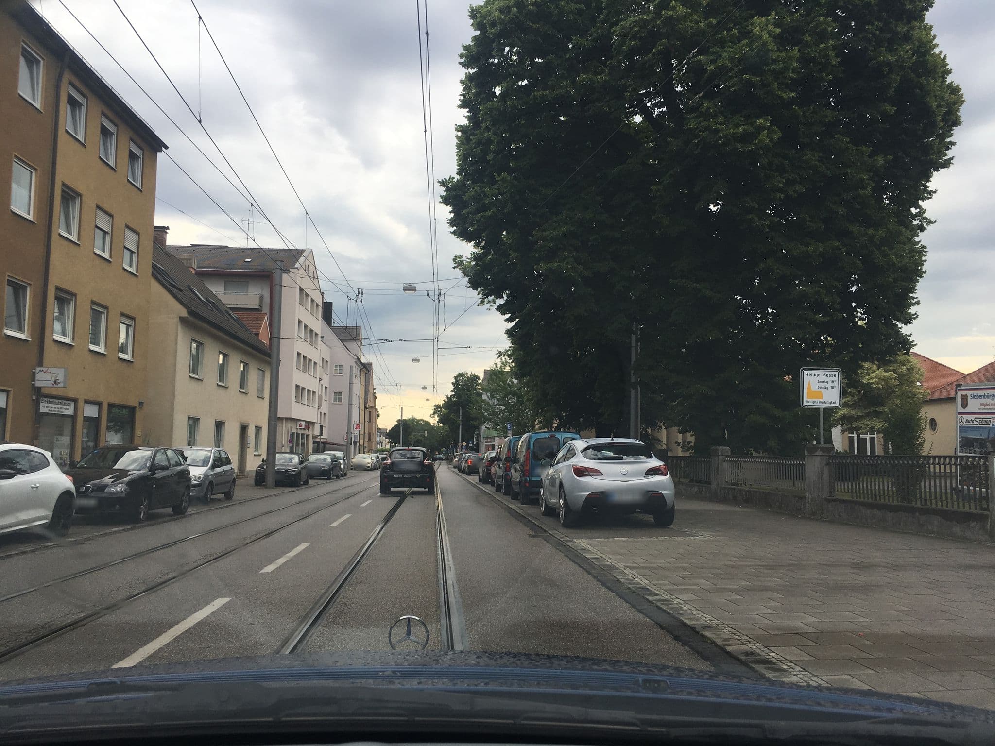 Street view near Elixirion, Stadtbergen — © skipper806 (CC BY-SA · Mapillary)