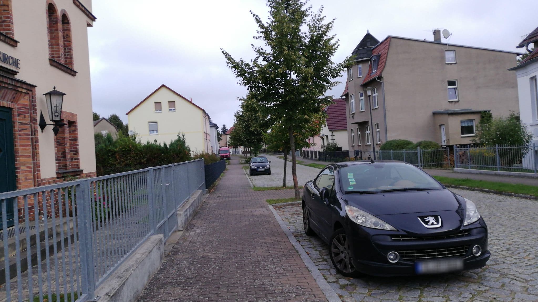 Street view near Pension "Sans Rival", Fürstenberg — © matapiet (CC BY-SA · Mapillary)
