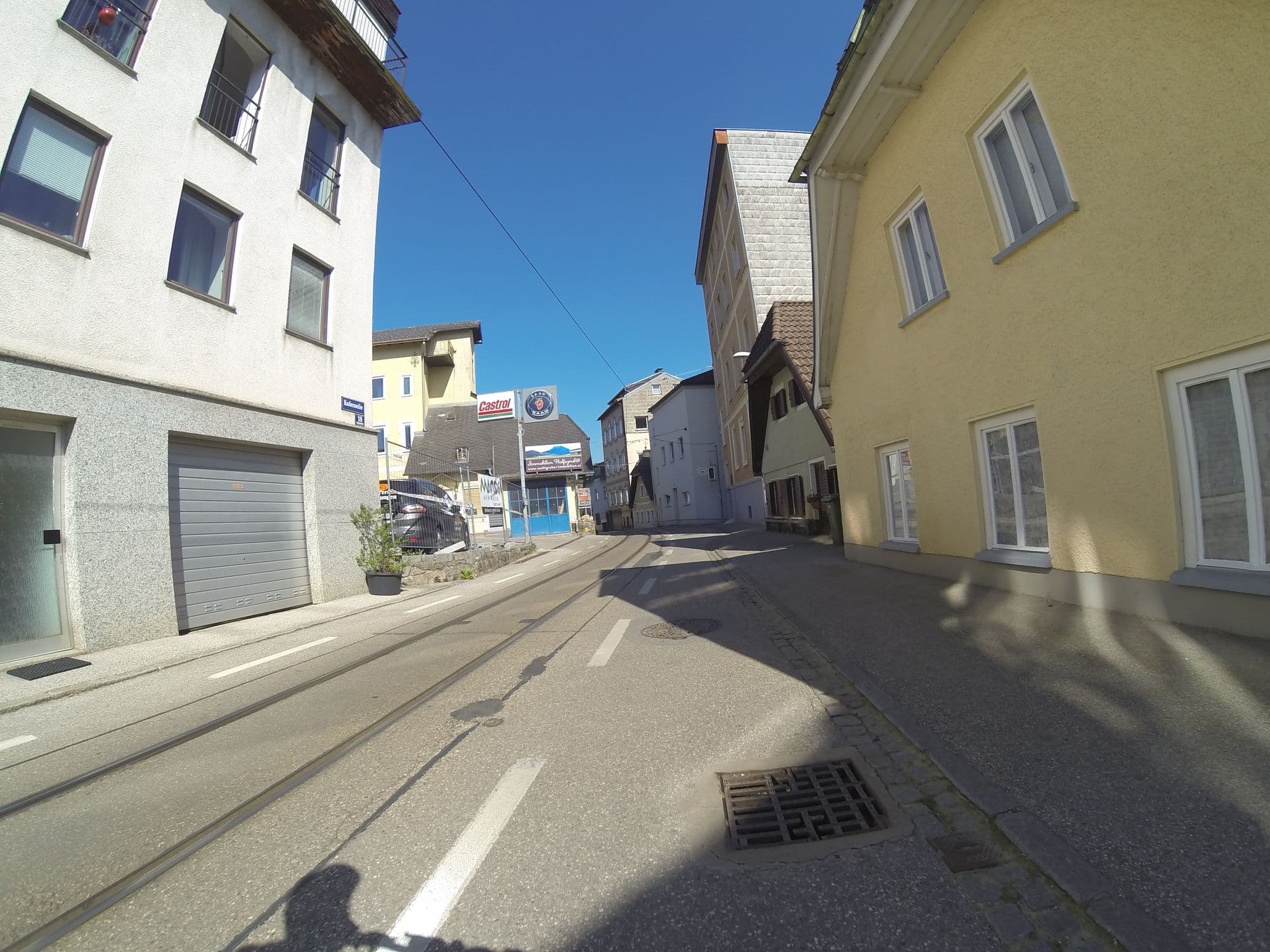 Street view near Haus Linde, Gmunden — © johebi (CC BY-SA · Mapillary)