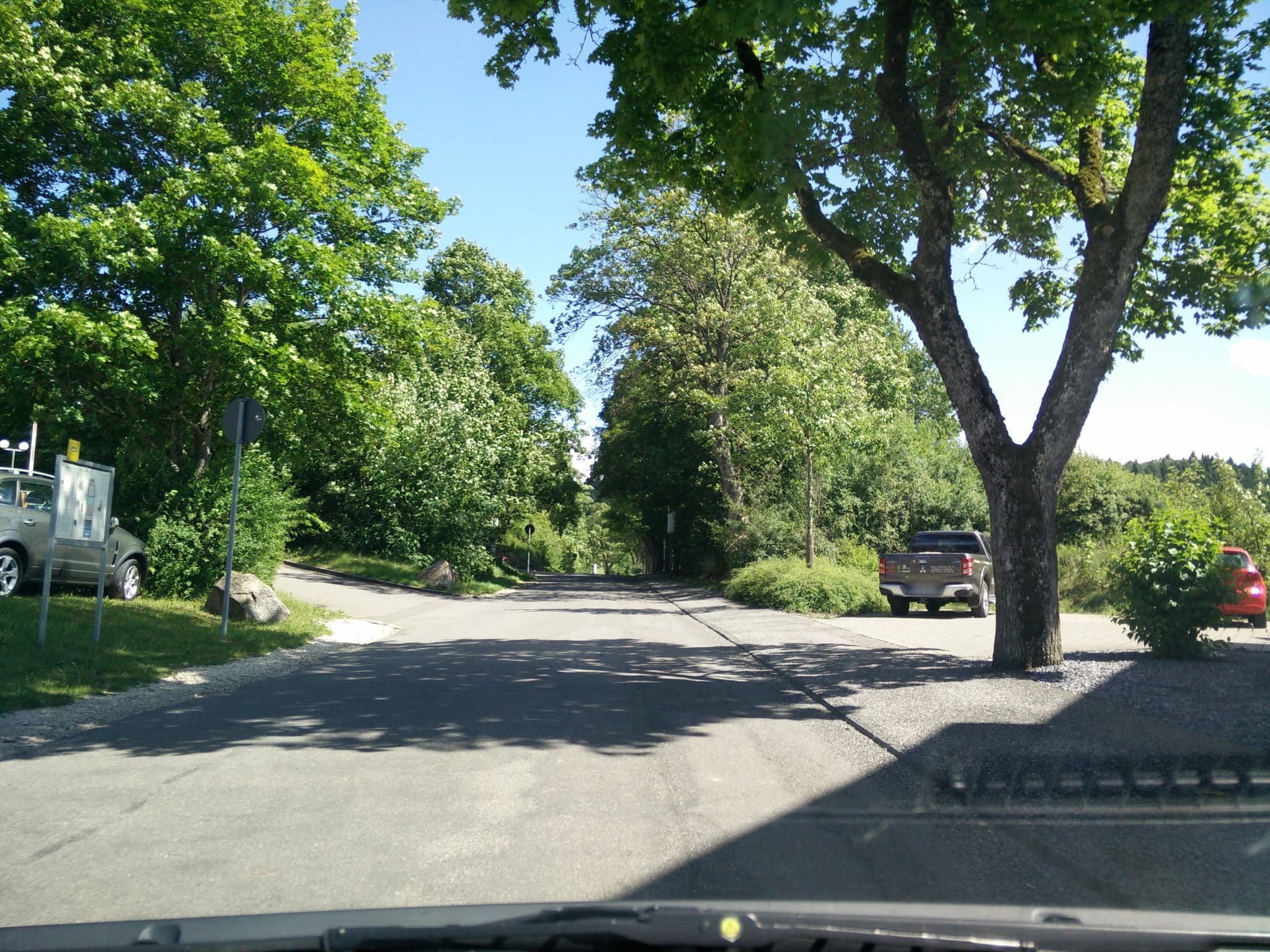 Street view near Apartmenthotel SportCHALET, Bad Dürrheim — © tobim91 (CC BY-SA · Mapillary)