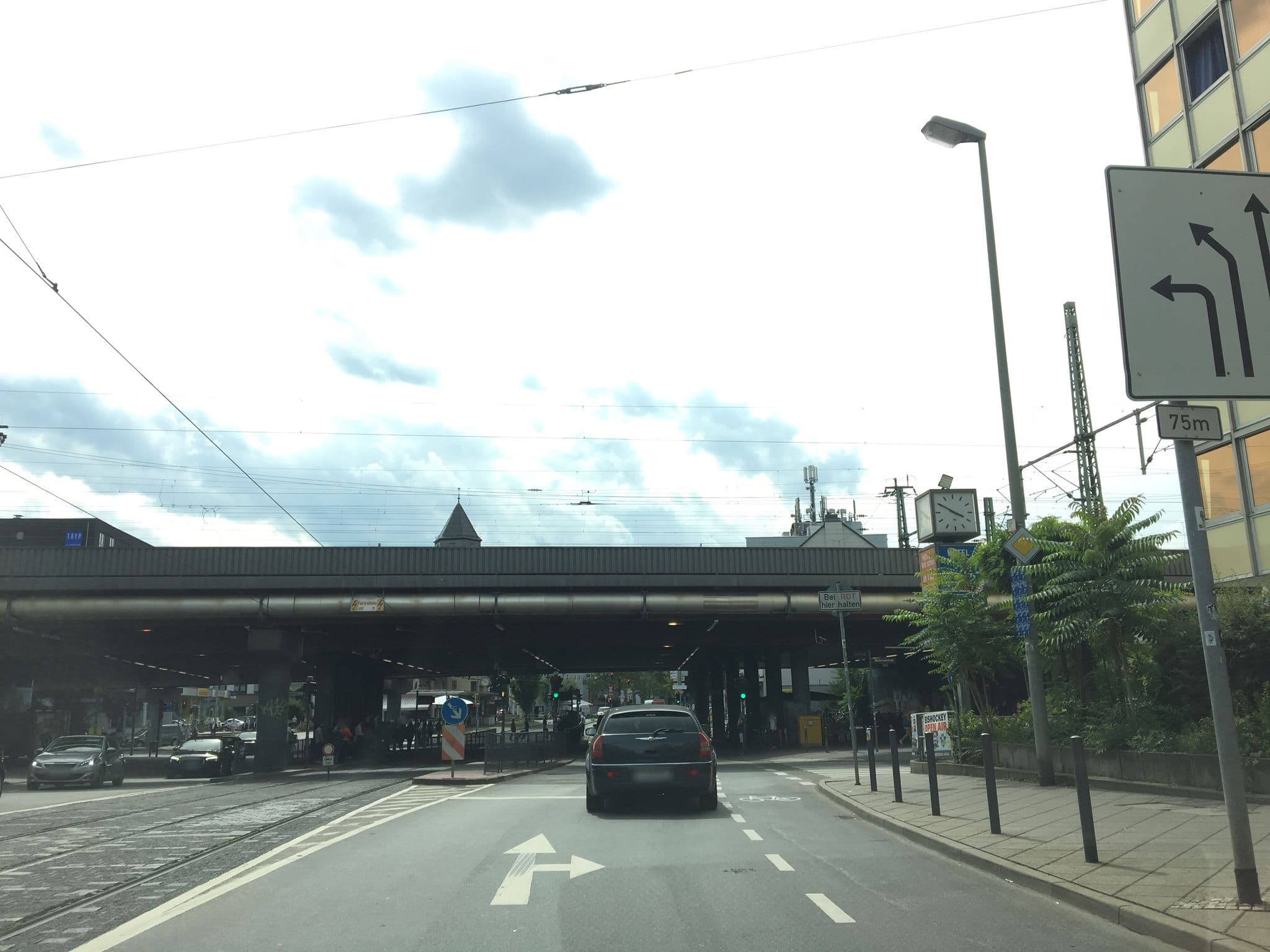 Street view near Trip Inn Boutique Hotel, Gallus — © chuck (CC BY-SA · Mapillary)