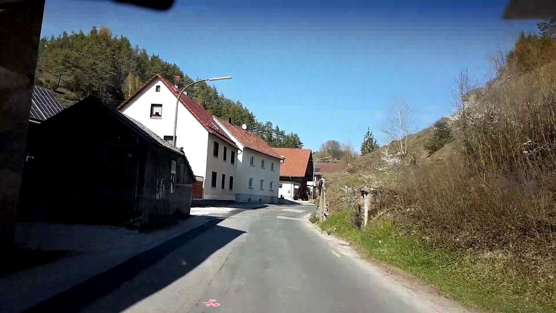 Street view near Ferienwohnungen Forsterhof, Pottenstein — © r66 (CC BY-SA · Mapillary)
