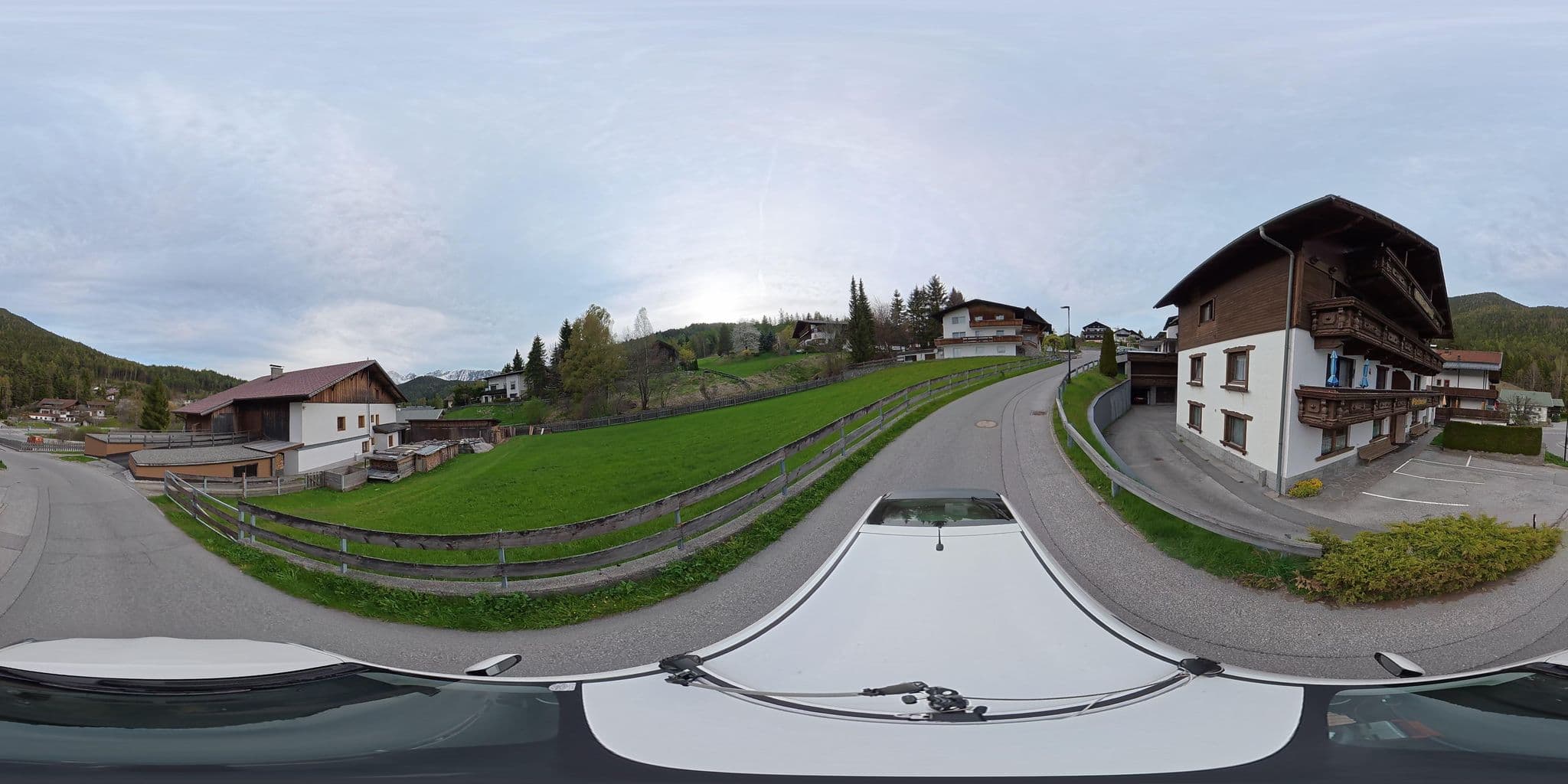 Street view near Pension Edelweiß, Reith bei Seefeld — © osmplus_org (CC BY-SA · Mapillary)