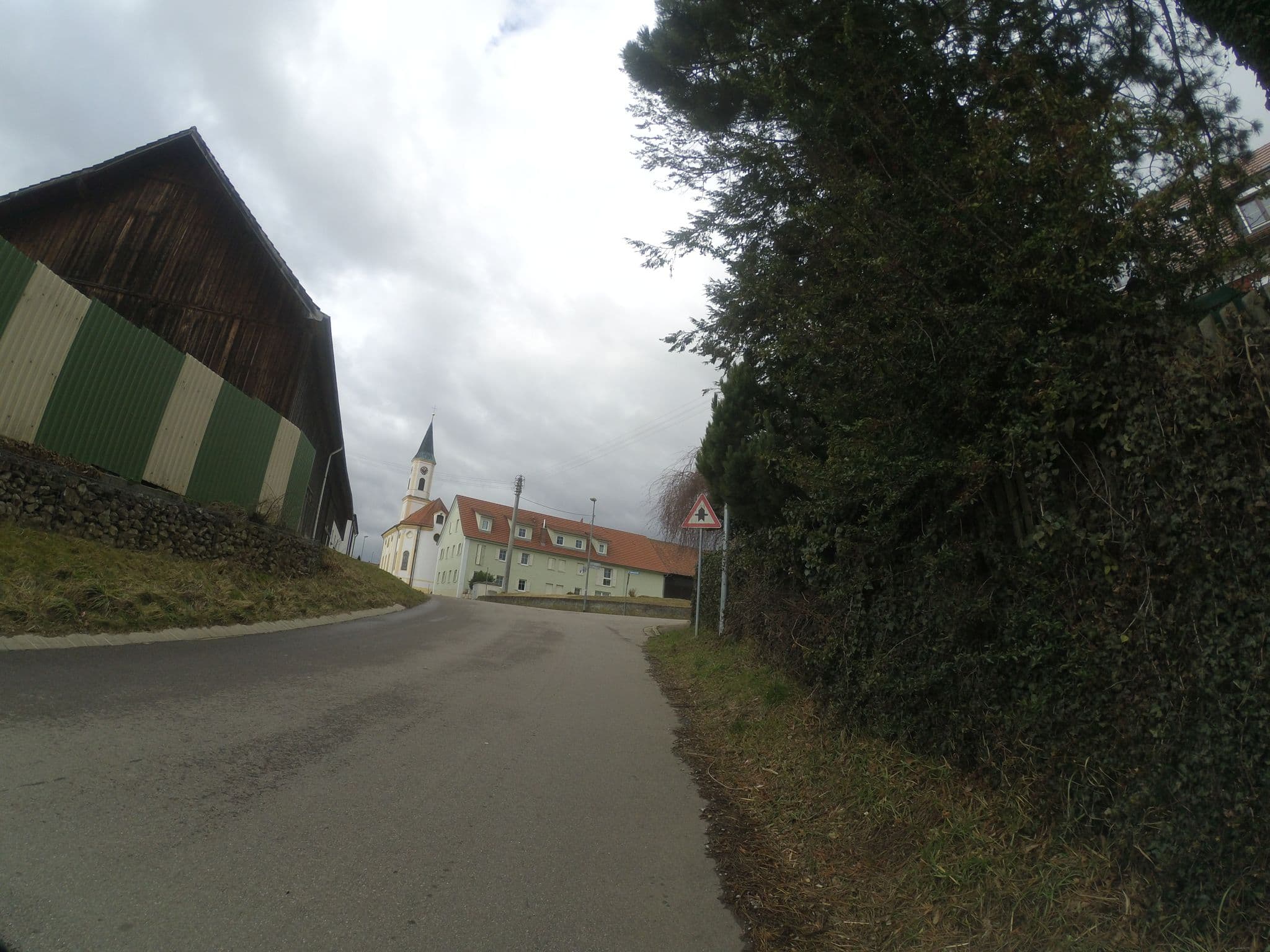 Street view near Gasthof zur goldenen Traube, Weißenhorn — © ray66 (CC BY-SA · Mapillary)