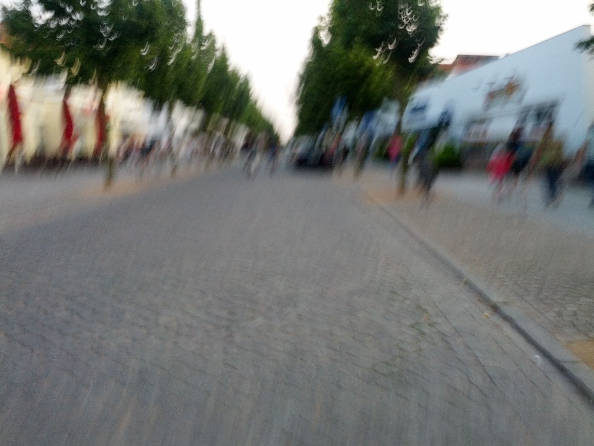 Street view near Neptun Hotel, Ostseebad Kühlungsborn — © zoegglmeyr (CC BY-SA · Mapillary)