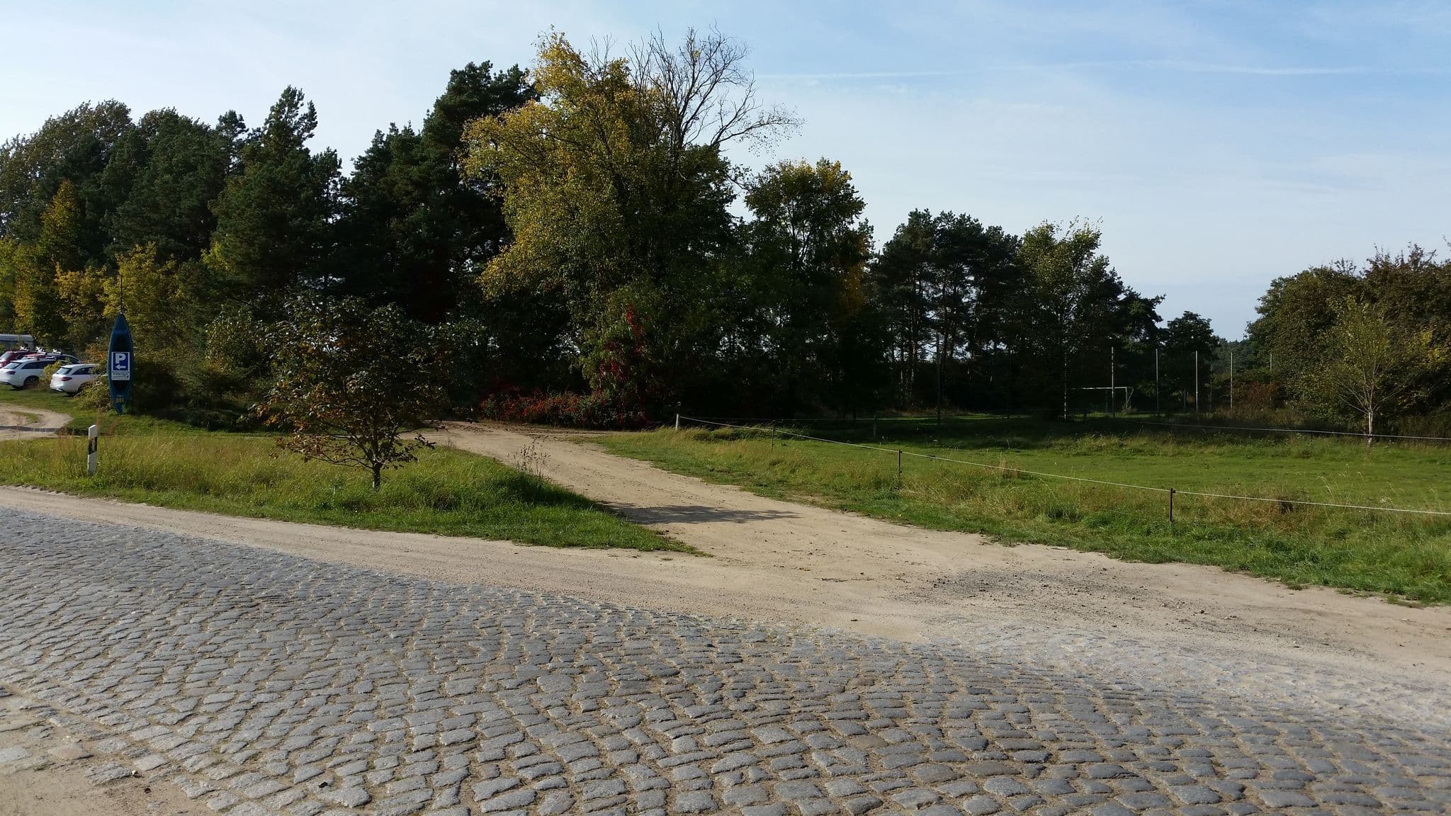 Street view near Kanu-Hecht, Möllenhagen — © nakaner (CC BY-SA · Mapillary)