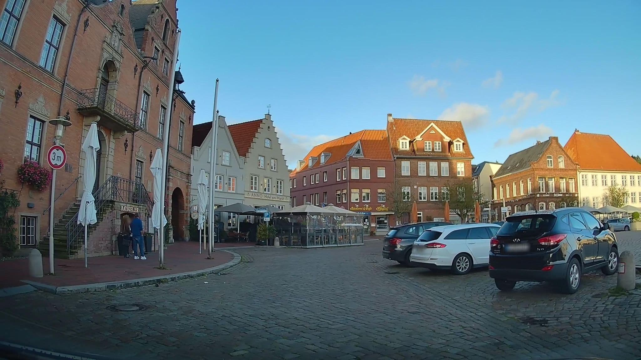 Street view near Christian IV, Glückstadt — © hendel (CC BY-SA · Mapillary)