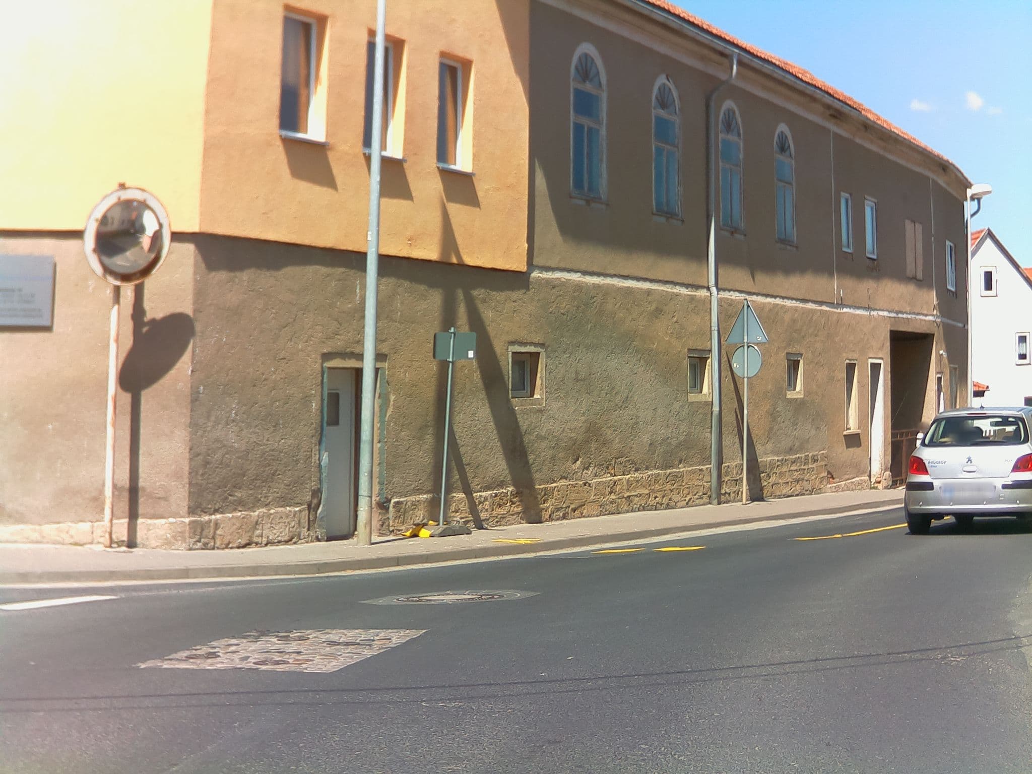 Street view near Pension-Klosterhof, Behringen — © ramap (CC BY-SA · Mapillary)