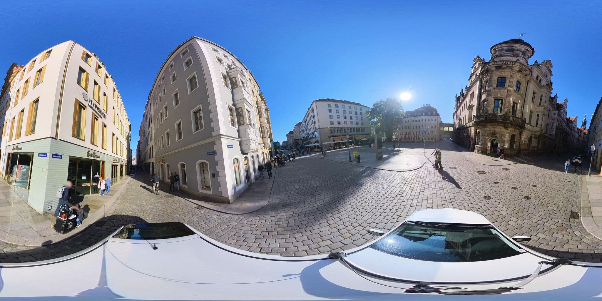 Street view near Hyperion Hotel Dresden am Schloss, Dresden — © osmplus_org (CC BY-SA · Mapillary)