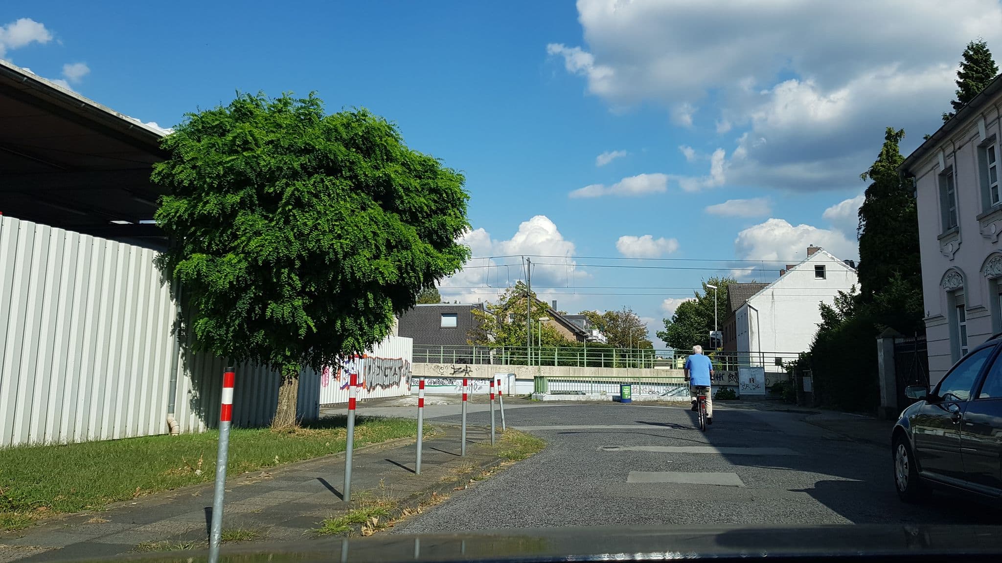 Street view near Gästezimmer, Rheinhausen — © rororo (CC BY-SA · Mapillary)