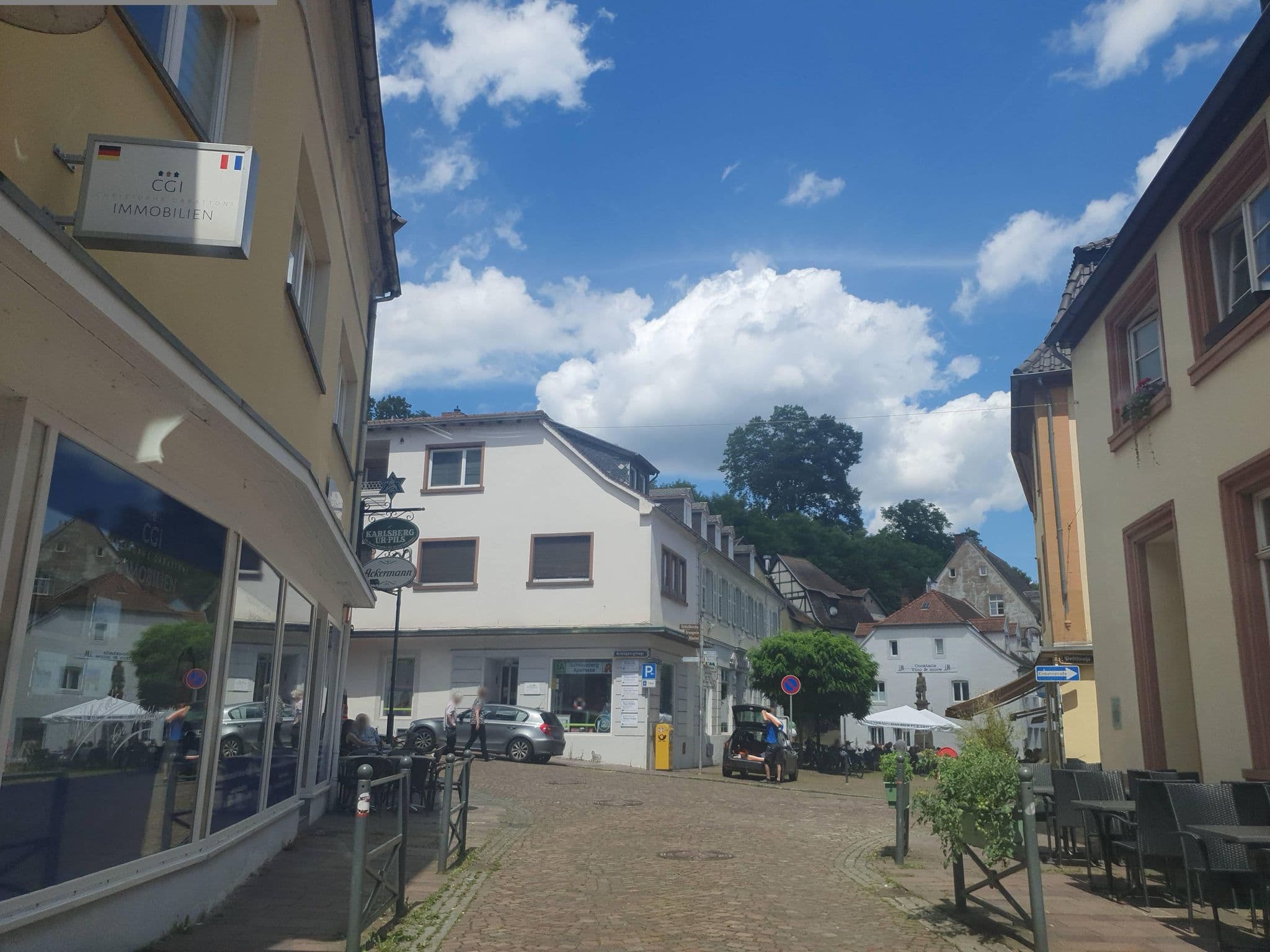 Street view near Gästehaus Puderer, Blieskastel — © teddy73 (CC BY-SA · Mapillary)