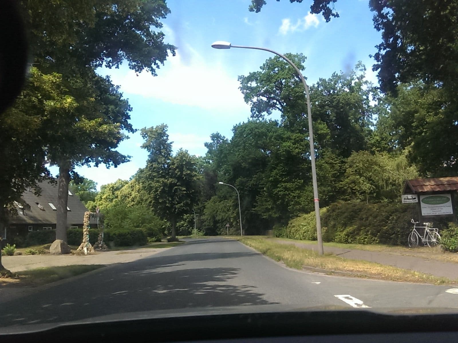 Street view near Pension Cohrs-Hof, Hellwege — © live (CC BY-SA · Mapillary)