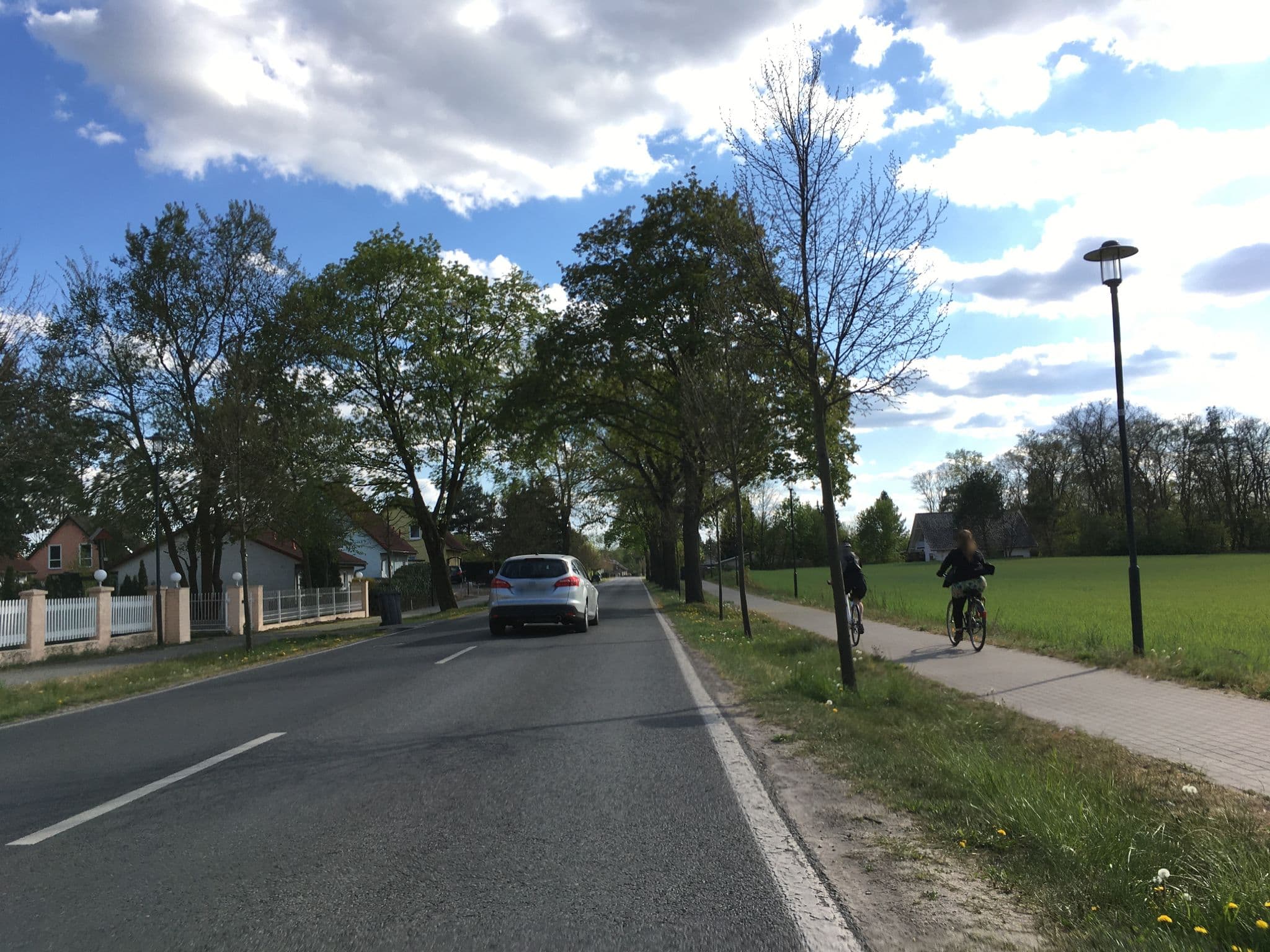 Street view near Zur Dachsbaude, Wandlitz — © carlheinz (CC BY-SA · Mapillary)