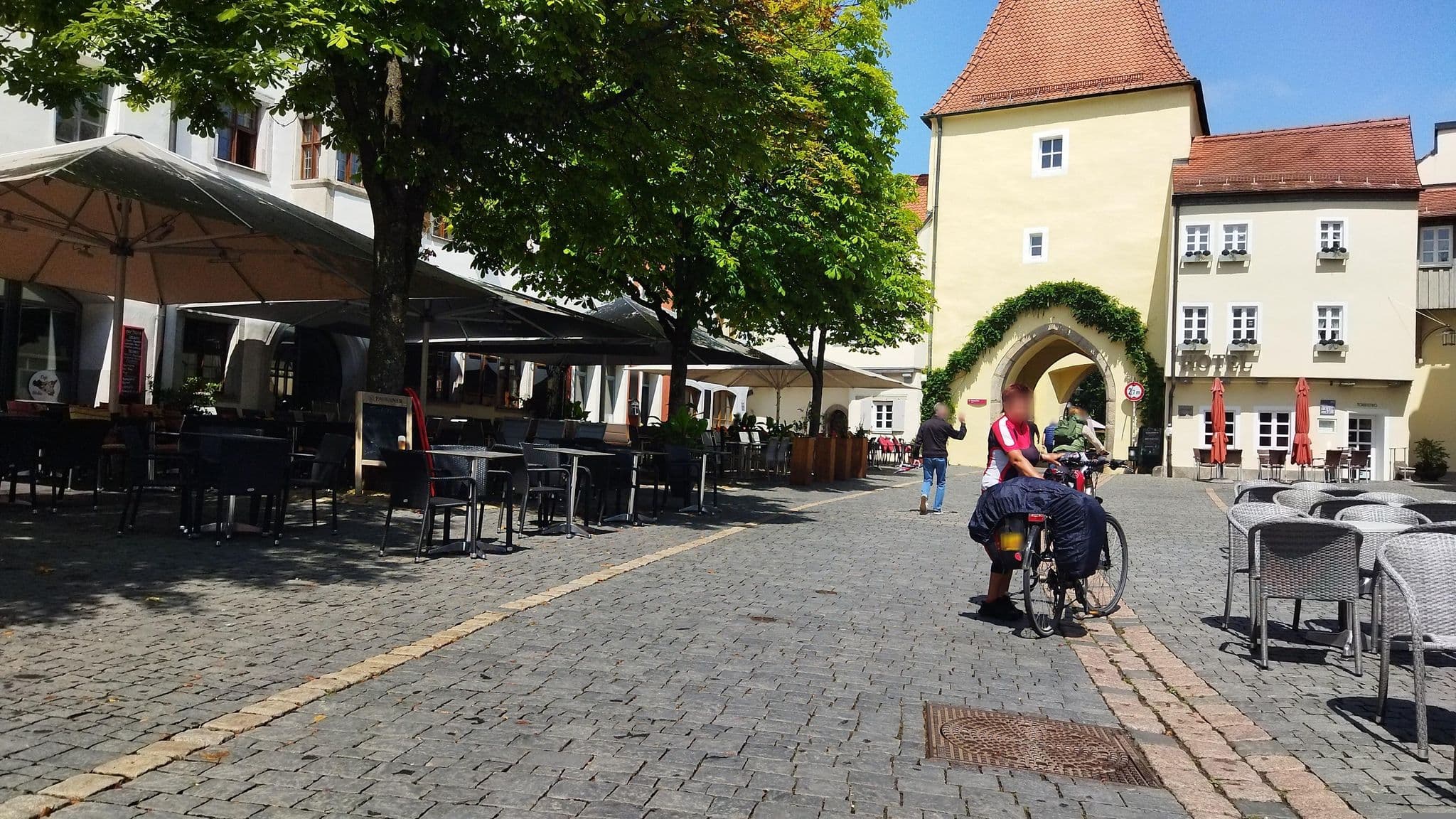 Street view near Boutique-Hotel Frieden, Weiden — © changchun1 (CC BY-SA · Mapillary)