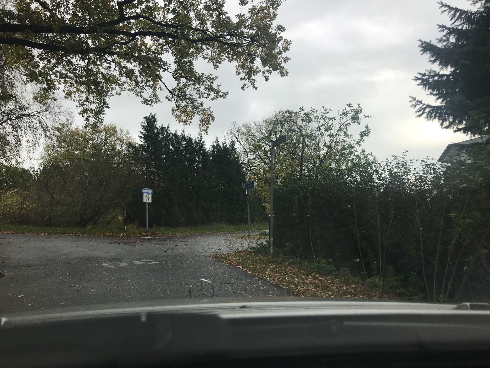 Street view near Haus Schwan von Zinnowitz, Ostseebad Zinnowitz — © saschahaberkorn (CC BY-SA · Mapillary)