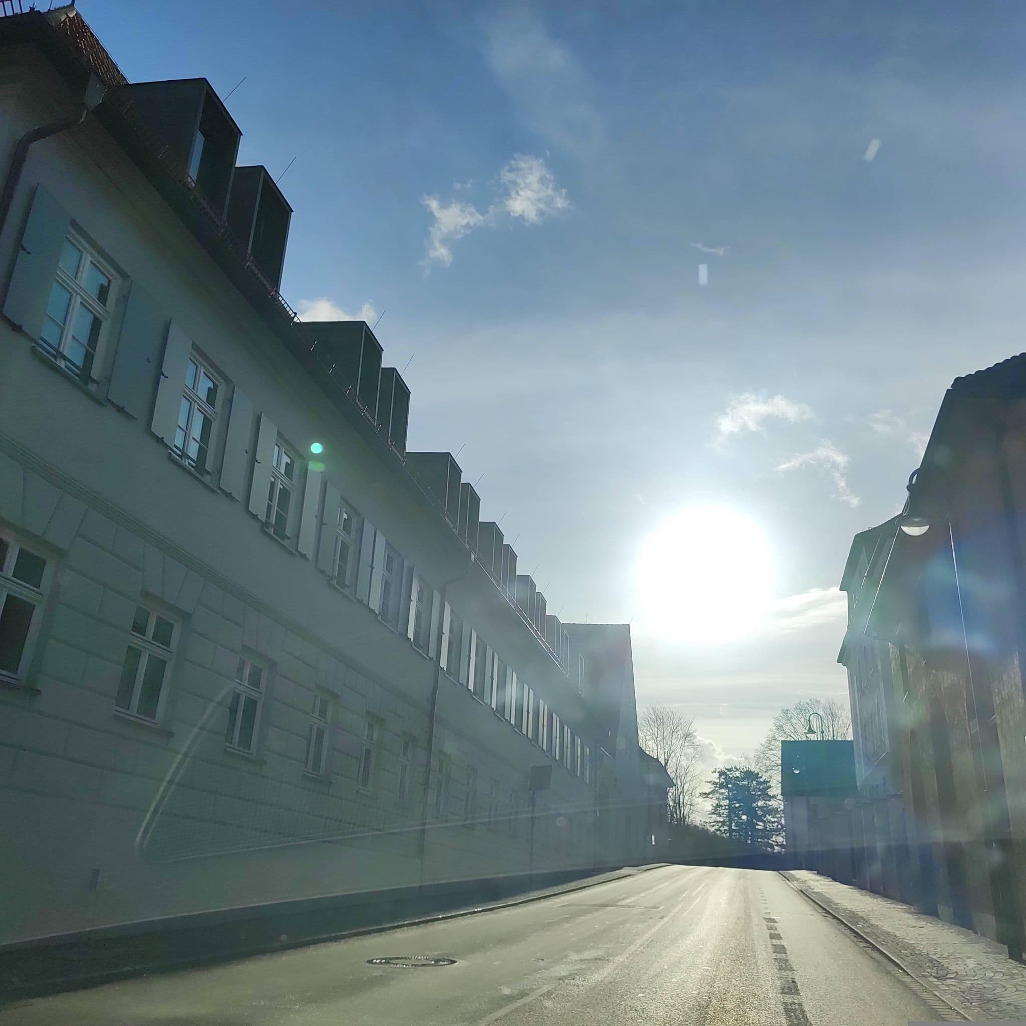 Street view near Alte Posthalterei, Zusmarshausen — © msdess (CC BY-SA · Mapillary)