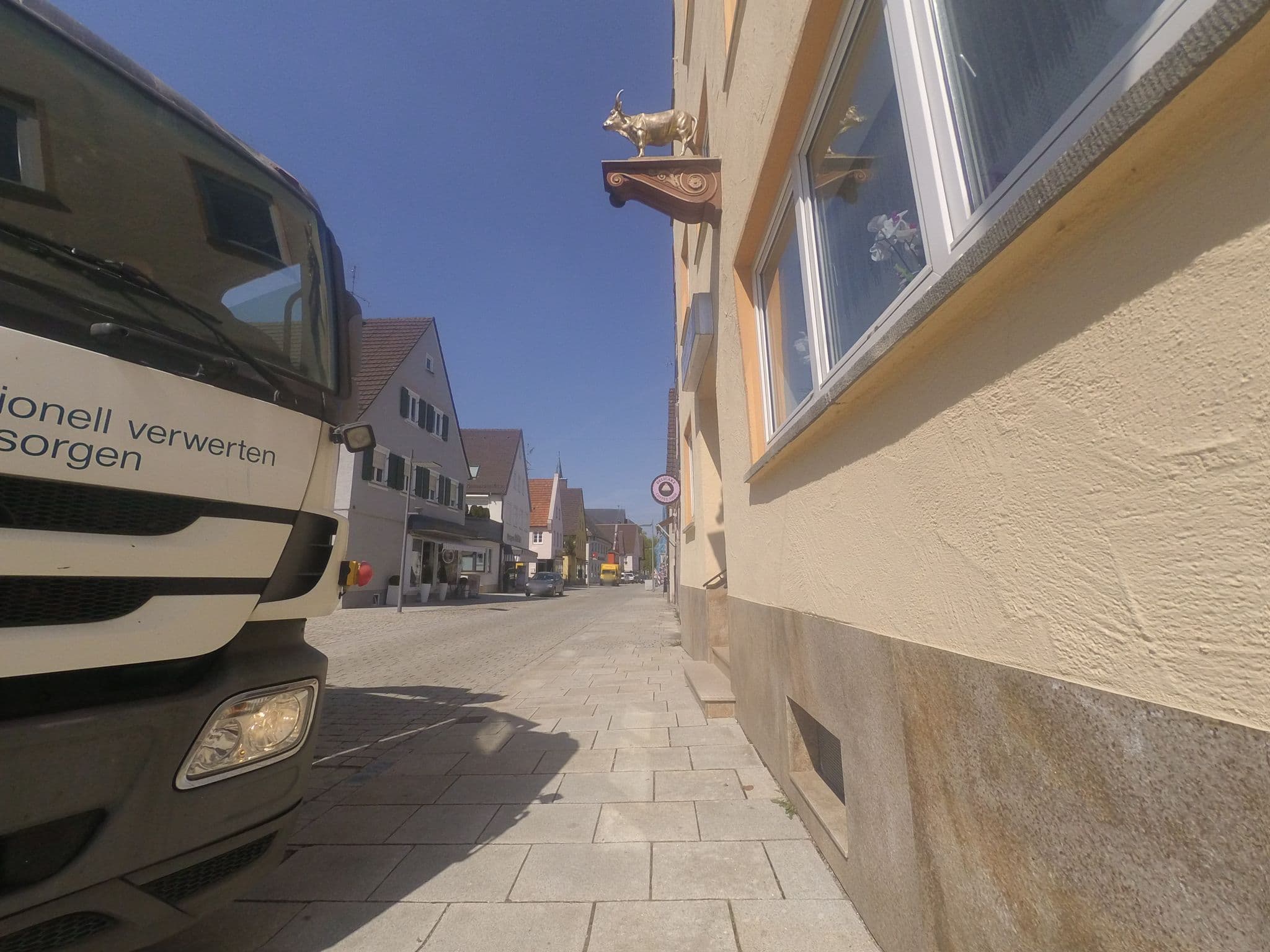 Street view near Pension Chefle, Weißenhorn — © ray66 (CC BY-SA · Mapillary)