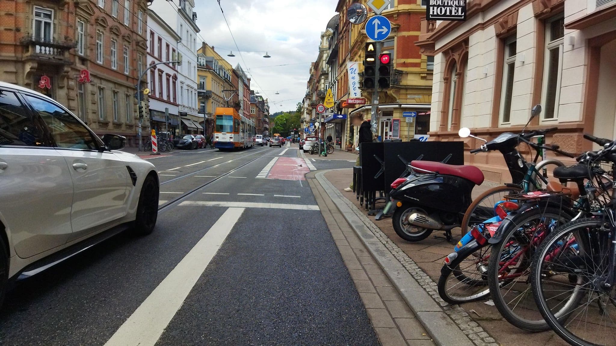 Street view near BS Boutique Hotel, Heidelberg — © changchun1 (CC BY-SA · Mapillary)
