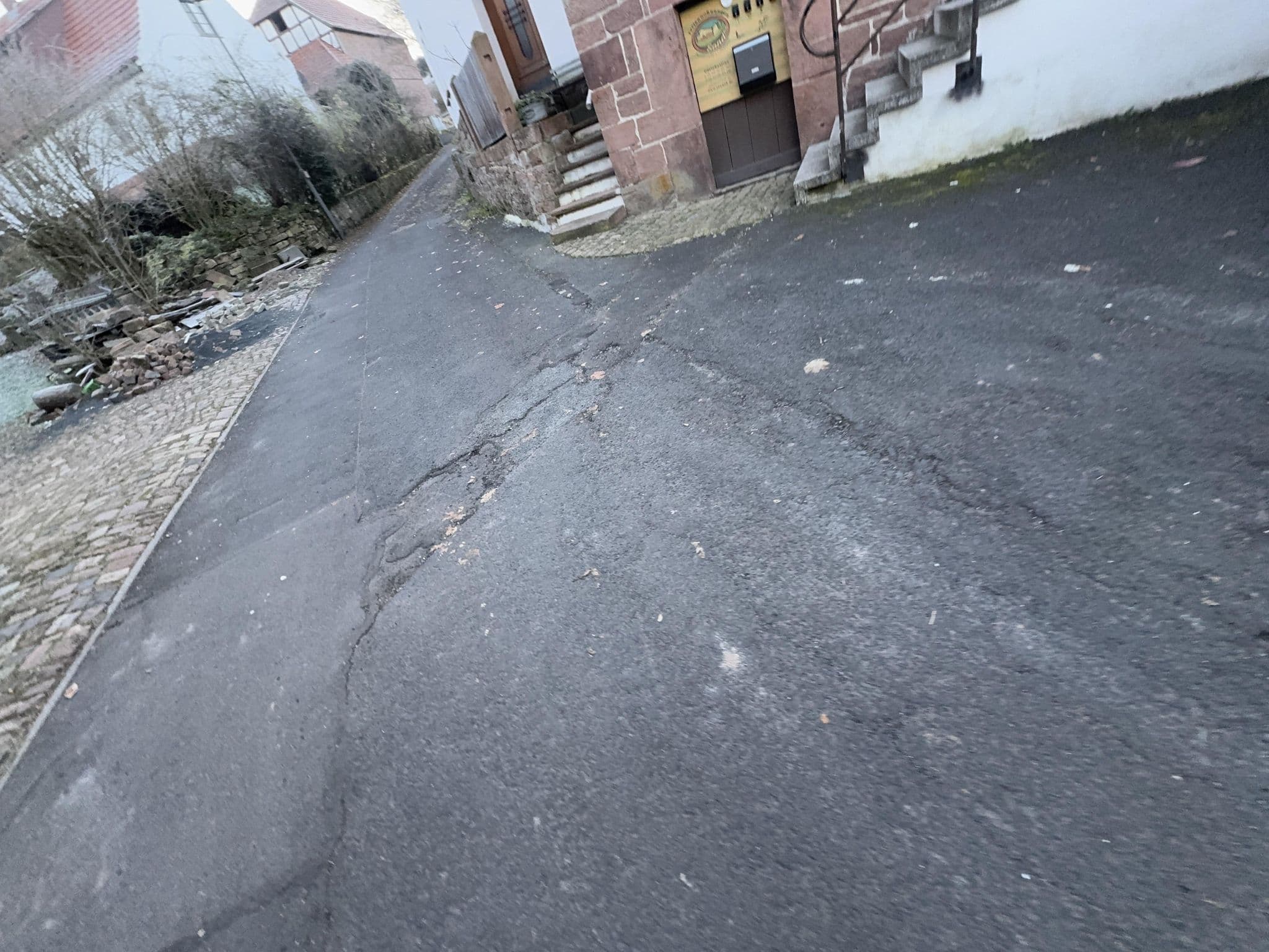 Street view near Sand68, Steinau an der Straße — © kopra (CC BY-SA · Mapillary)